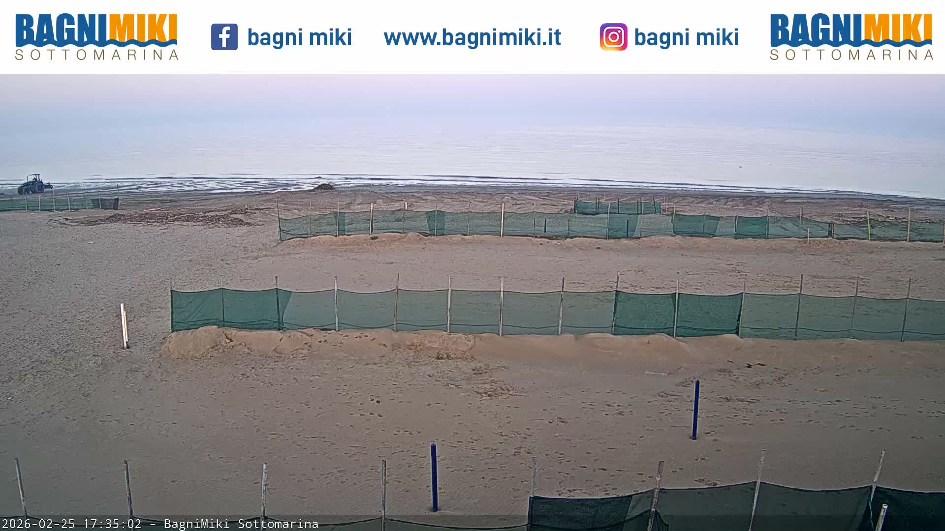Venezia Sottomarina Miki Beach East View Live Cam - Venice, Veneto, Italy