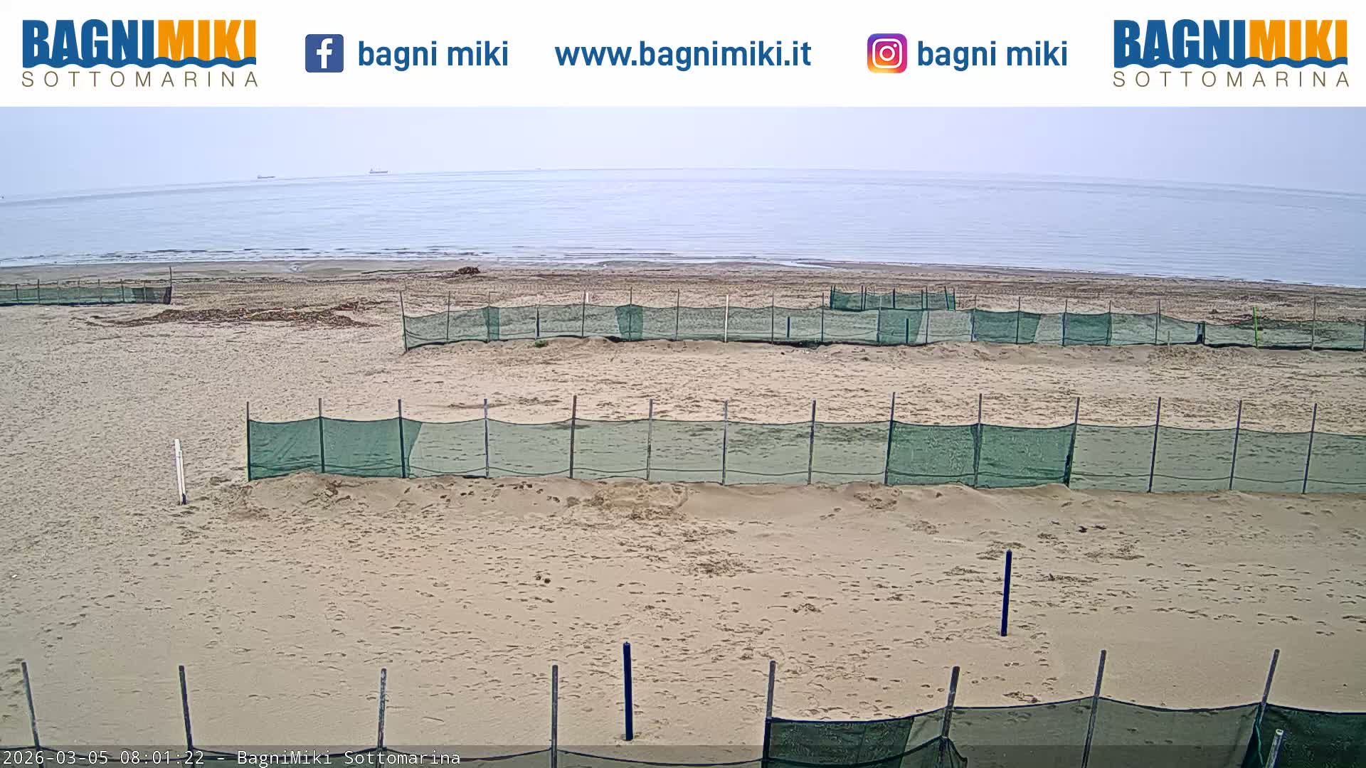 Venezia Sottomarina Miki Beach East View Live Cam - Venice, Veneto, Italy