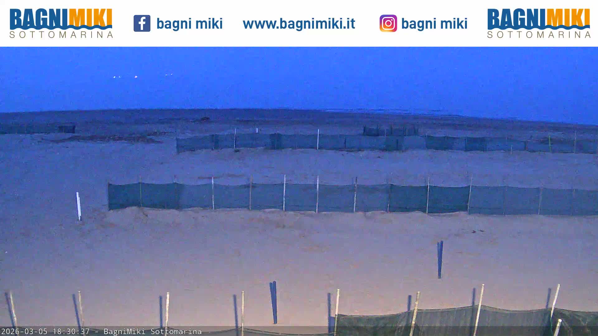 Venezia Sottomarina Miki Beach East View Live Cam - Venice, Veneto, Italy