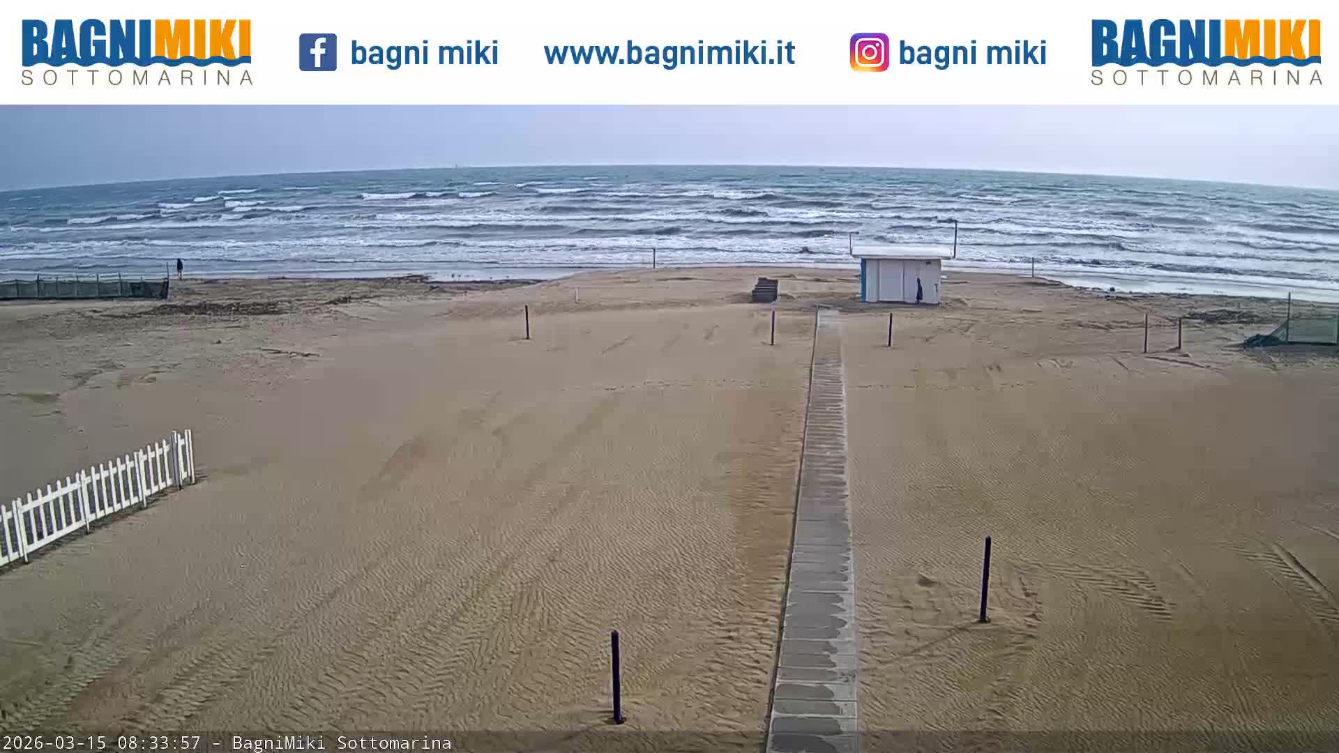 Venezia Sottomarina Miki Beach East View Live Cam - Venice, Veneto, Italy