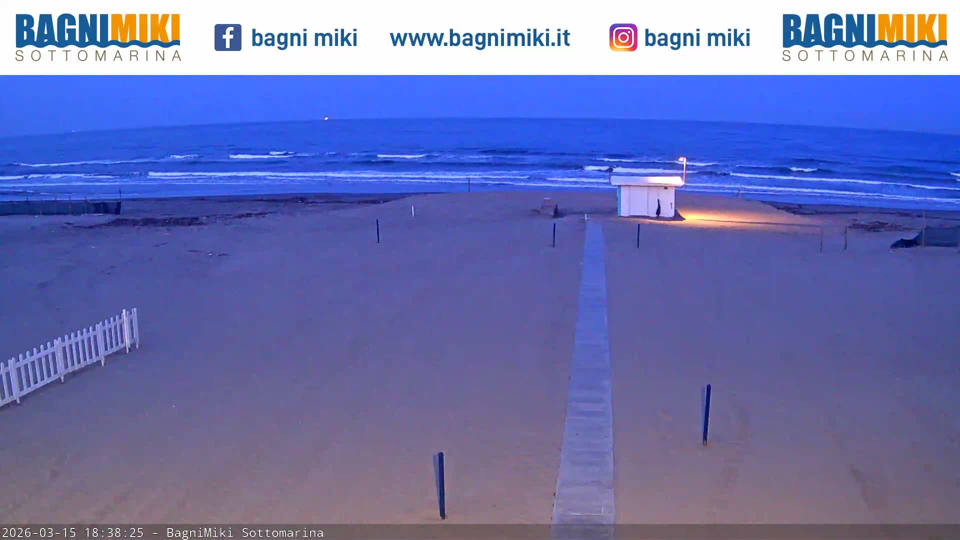 Venezia Sottomarina Miki Beach East View Live Cam - Venice, Veneto, Italy