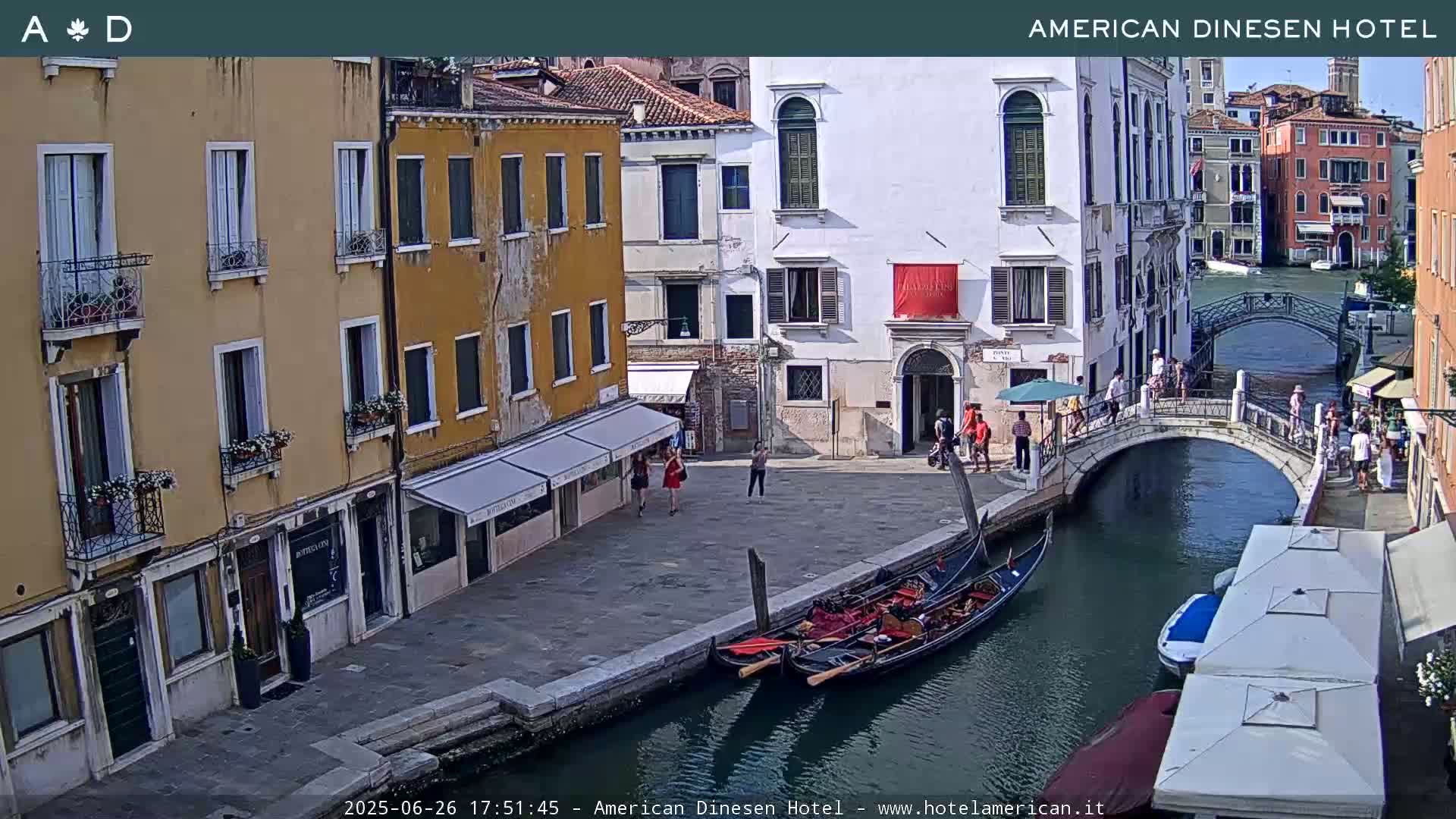 Venice Dorsoduro Canal Live Cam - Venice, Veneto, Italy
