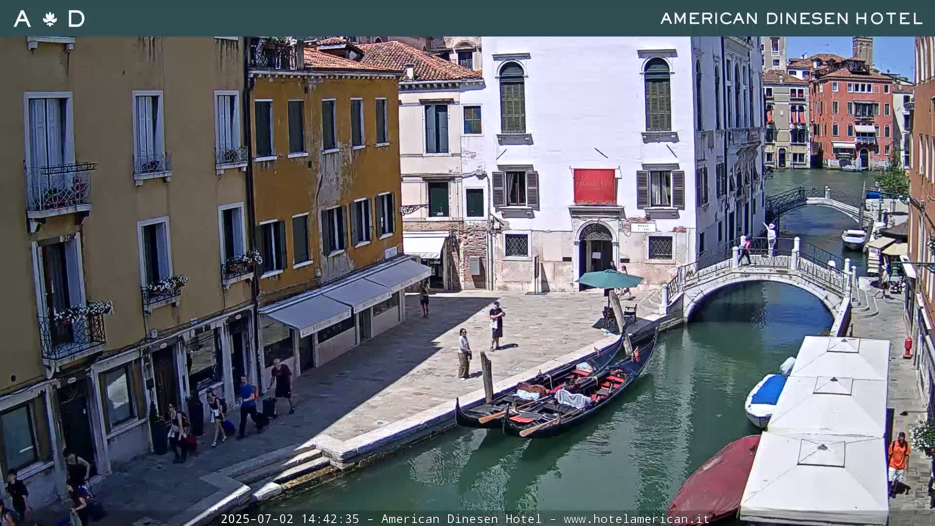 Venice Dorsoduro Canal Live Cam - Venice, Veneto, Italy