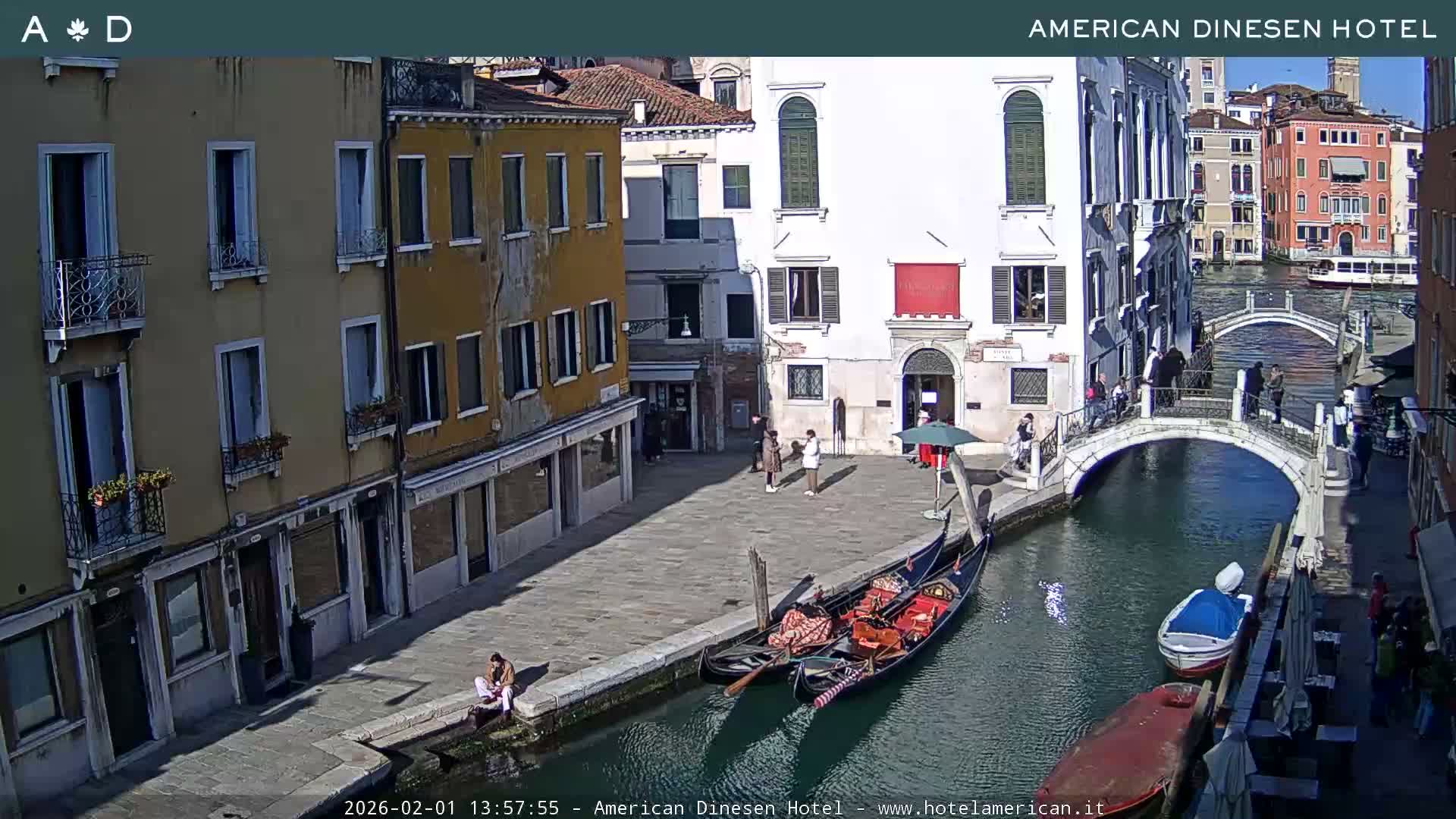 Venice Dorsoduro Canal Live Cam - Venice, Veneto, Italy