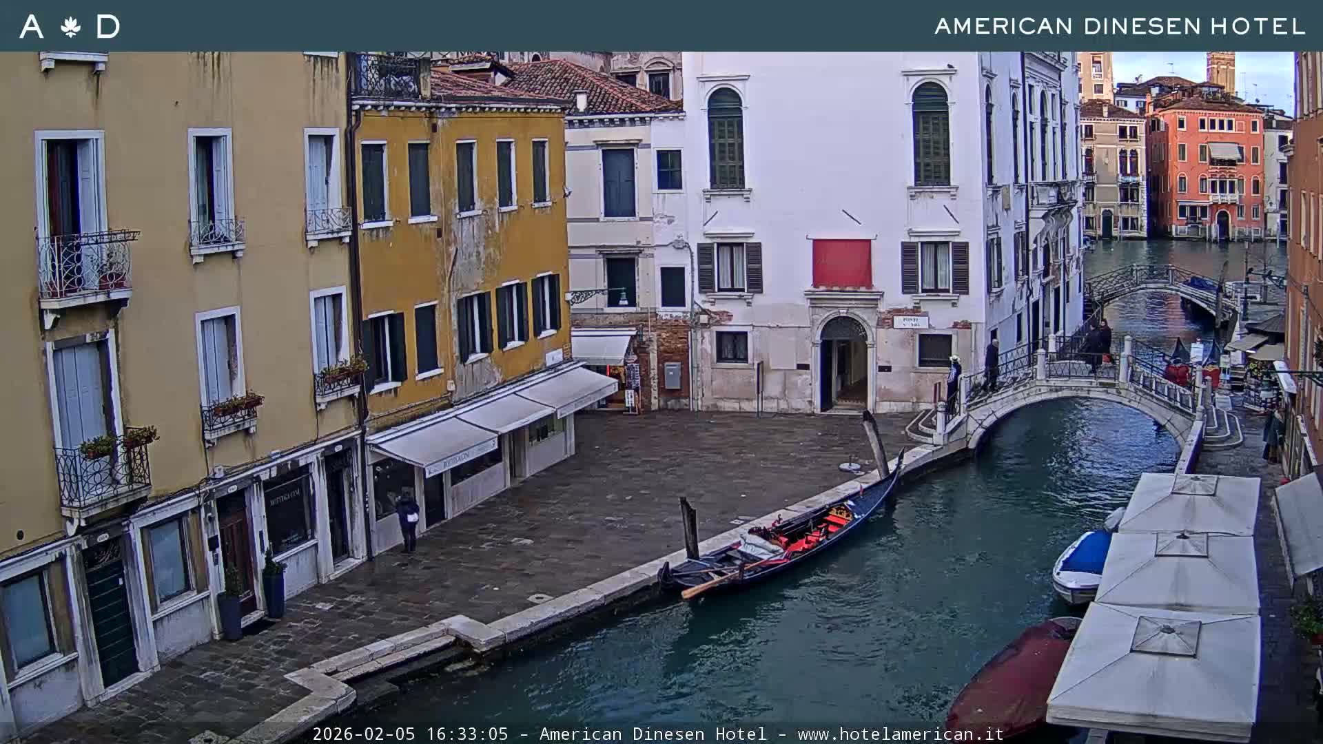 Venice Dorsoduro Canal Live Cam - Venice, Veneto, Italy