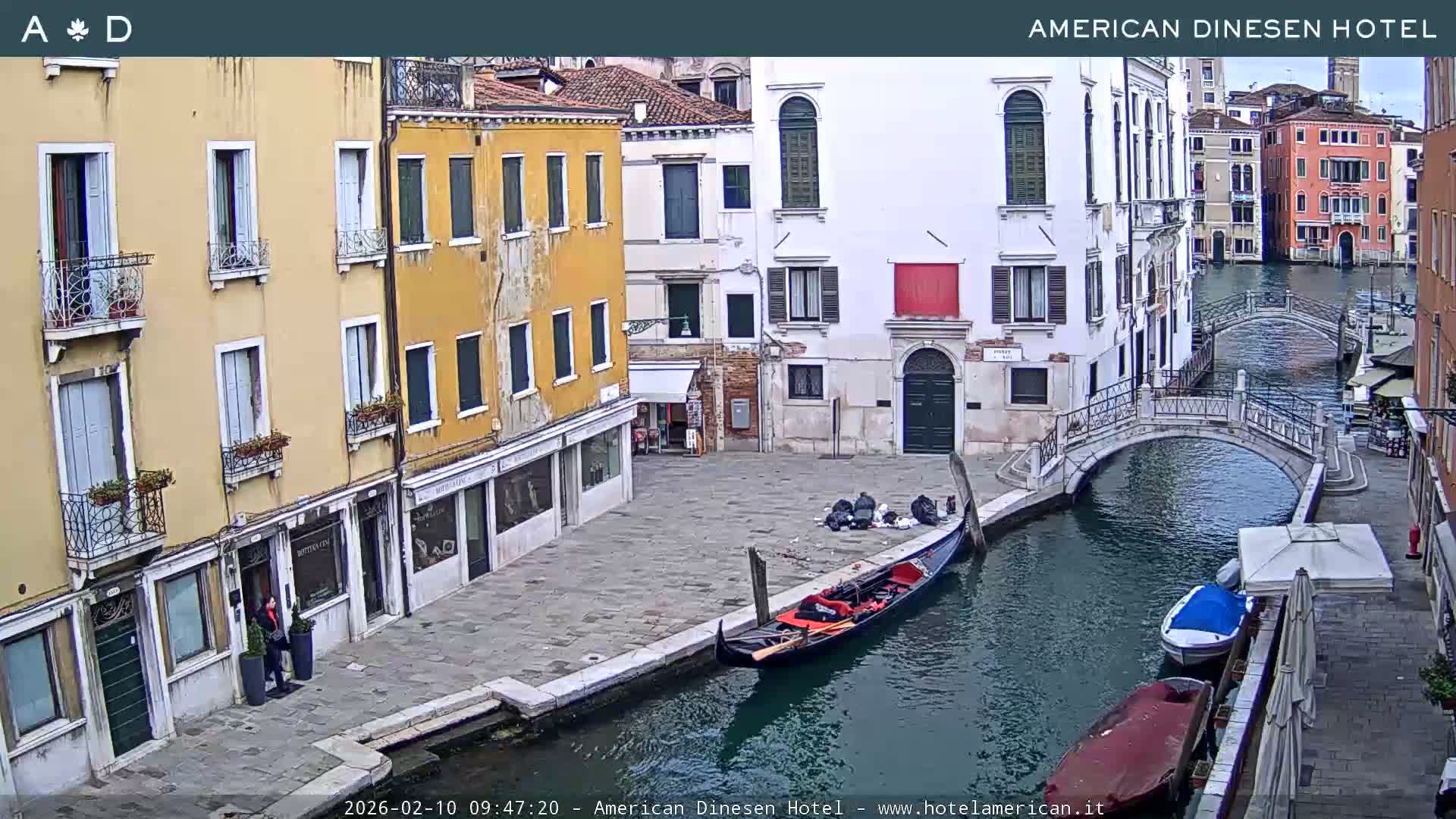 Venice Dorsoduro Canal Live Cam - Venice, Veneto, Italy