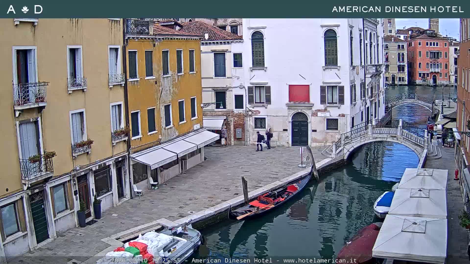 Venice Dorsoduro Canal Live Cam - Venice, Veneto, Italy