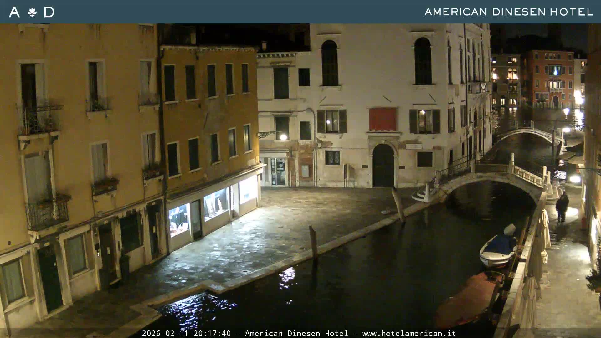 Venice Dorsoduro Canal Live Cam - Venice, Veneto, Italy