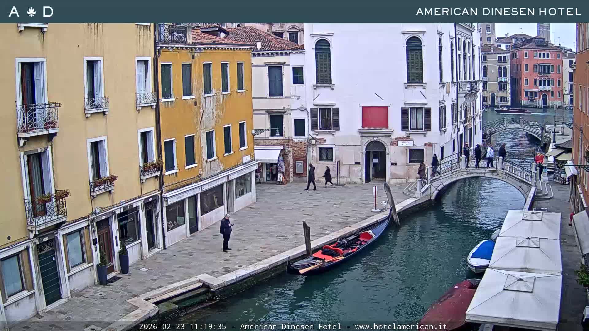 Venice Dorsoduro Canal Live Cam - Venice, Veneto, Italy
