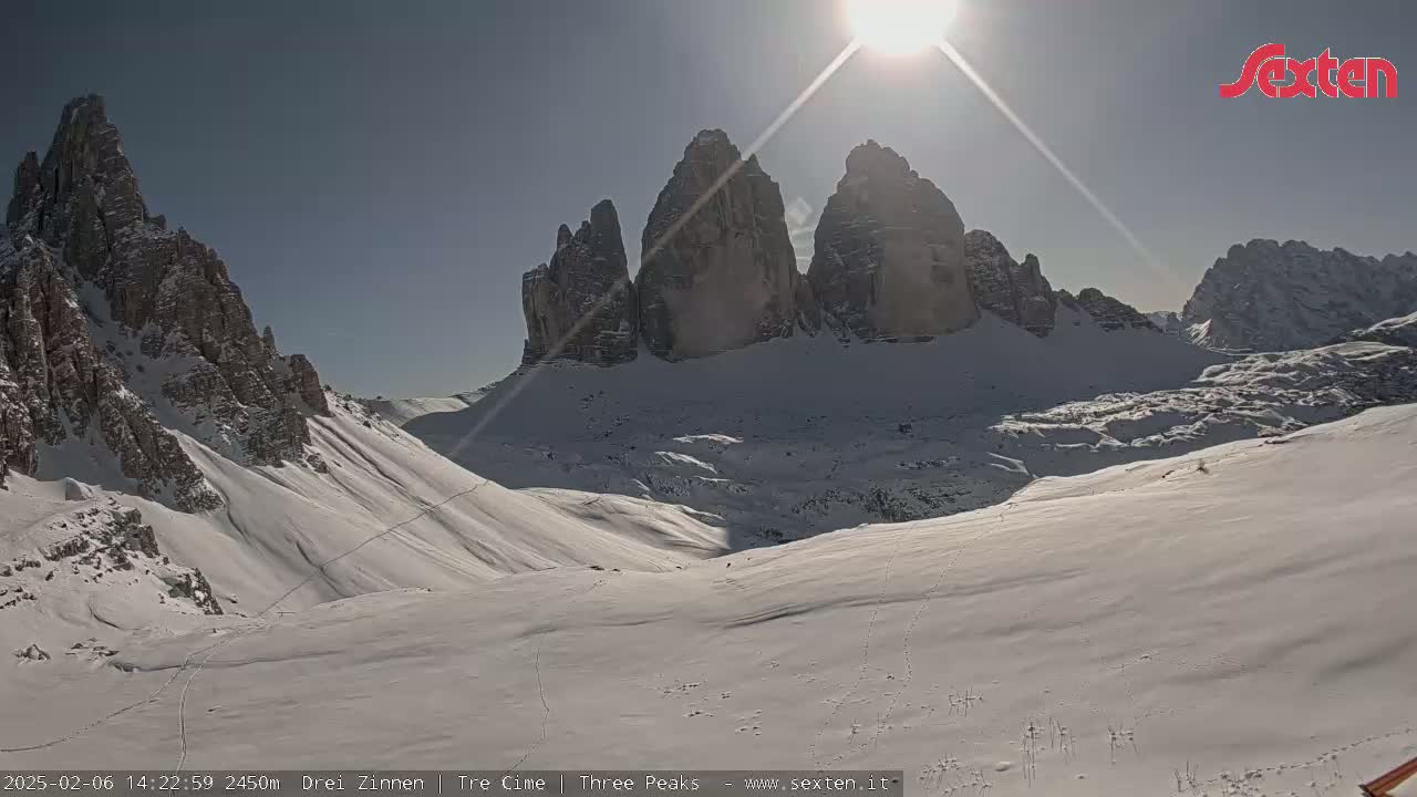 3 Zinnen Dolomites ,Tre Cime di Lavaredo (Three Peaks of Lavaredo) Live Cam - Belluno, Veneto, Italy