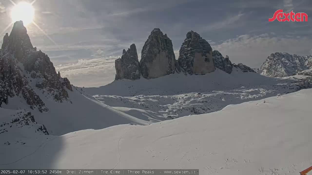 3 Zinnen Dolomites ,Tre Cime di Lavaredo (Three Peaks of Lavaredo) Live Cam - Belluno, Veneto, Italy