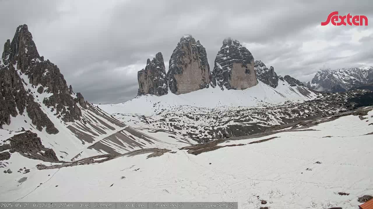 3 Zinnen Dolomites ,Tre Cime di Lavaredo (Three Peaks of Lavaredo) Live Cam - Belluno, Veneto, Italy