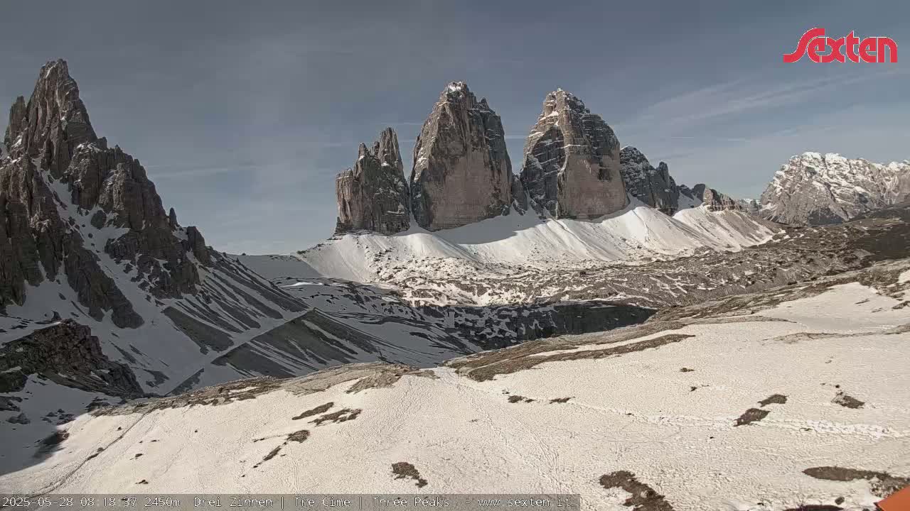 3 Zinnen Dolomites ,Tre Cime di Lavaredo (Three Peaks of Lavaredo) Live Cam - Belluno, Veneto, Italy