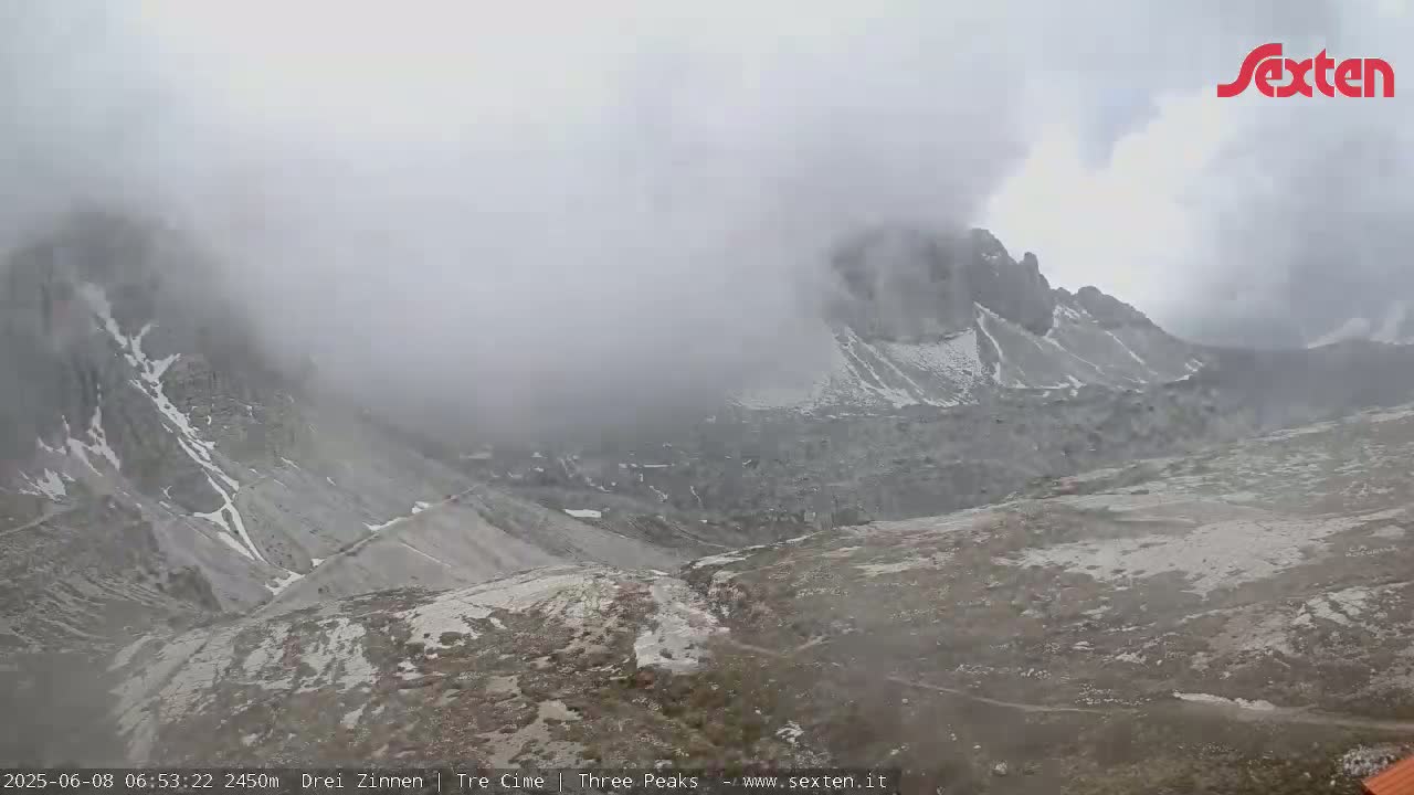 3 Zinnen Dolomites ,Tre Cime di Lavaredo (Three Peaks of Lavaredo) Live Cam - Belluno, Veneto, Italy