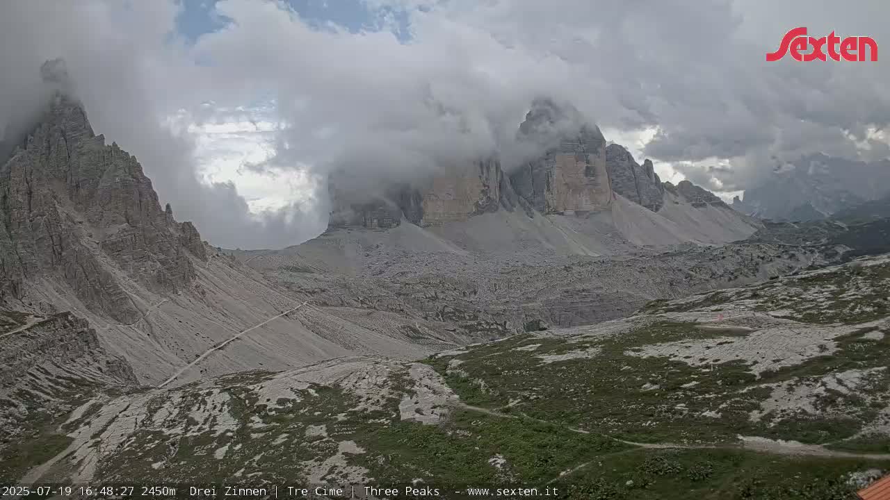 3 Zinnen Dolomites ,Tre Cime di Lavaredo (Three Peaks of Lavaredo) Live Cam - Belluno, Veneto, Italy