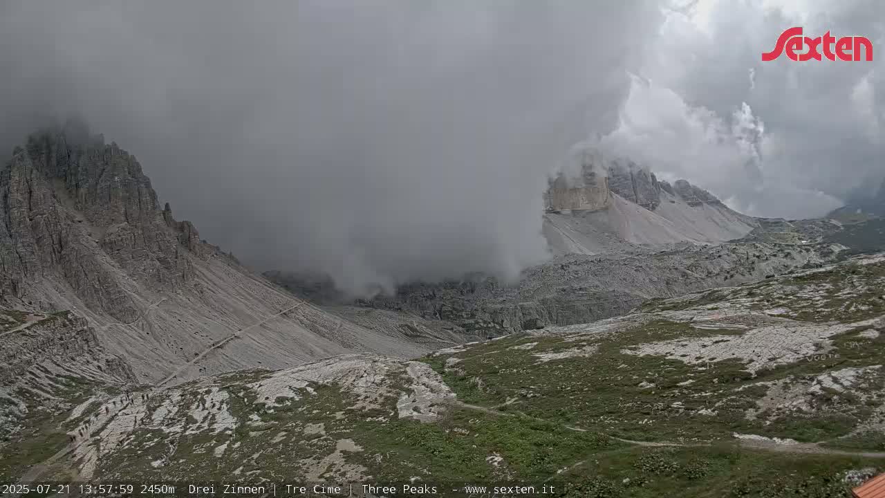 3 Zinnen Dolomites ,Tre Cime di Lavaredo (Three Peaks of Lavaredo) Live Cam - Belluno, Veneto, Italy