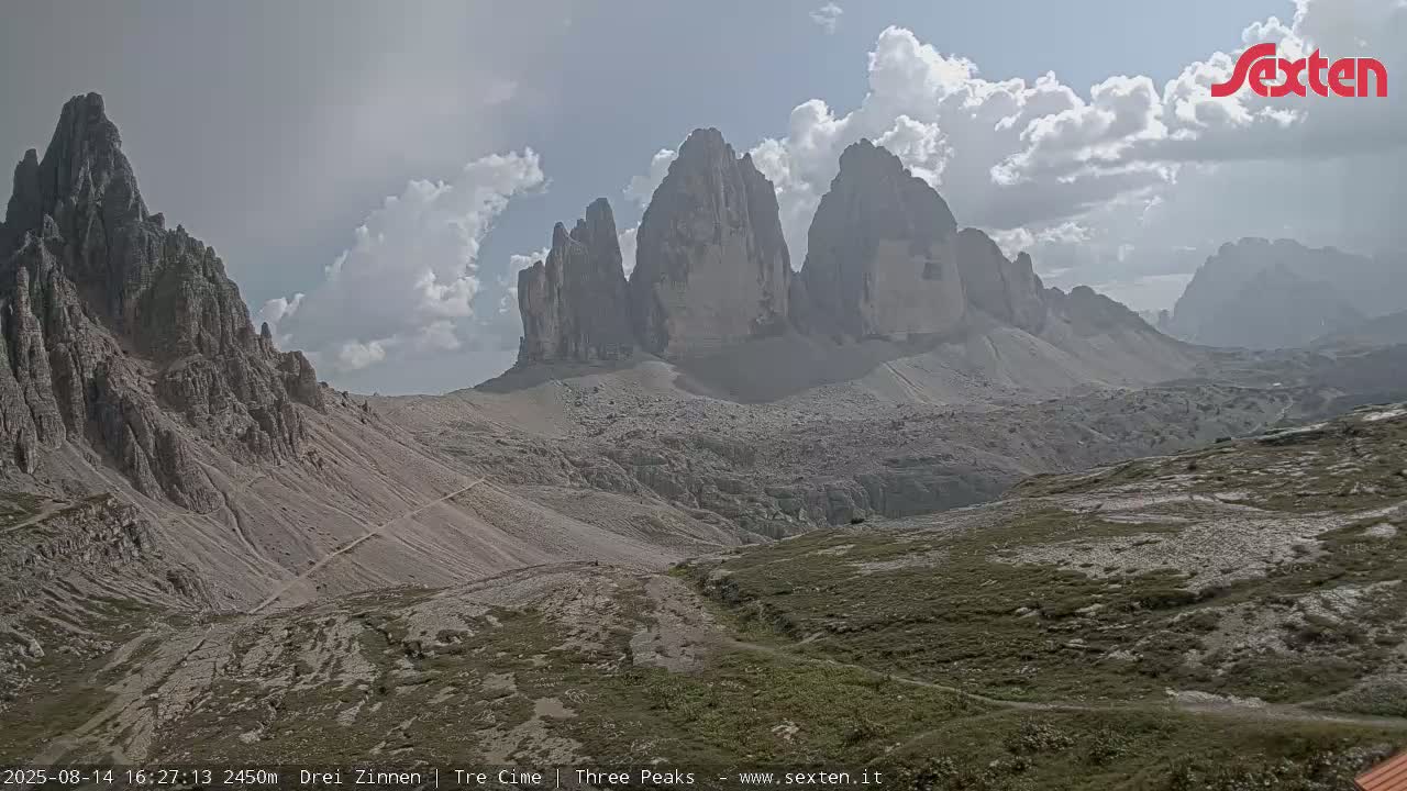 3 Zinnen Dolomites ,Tre Cime di Lavaredo (Three Peaks of Lavaredo) Live Cam - Belluno, Veneto, Italy
