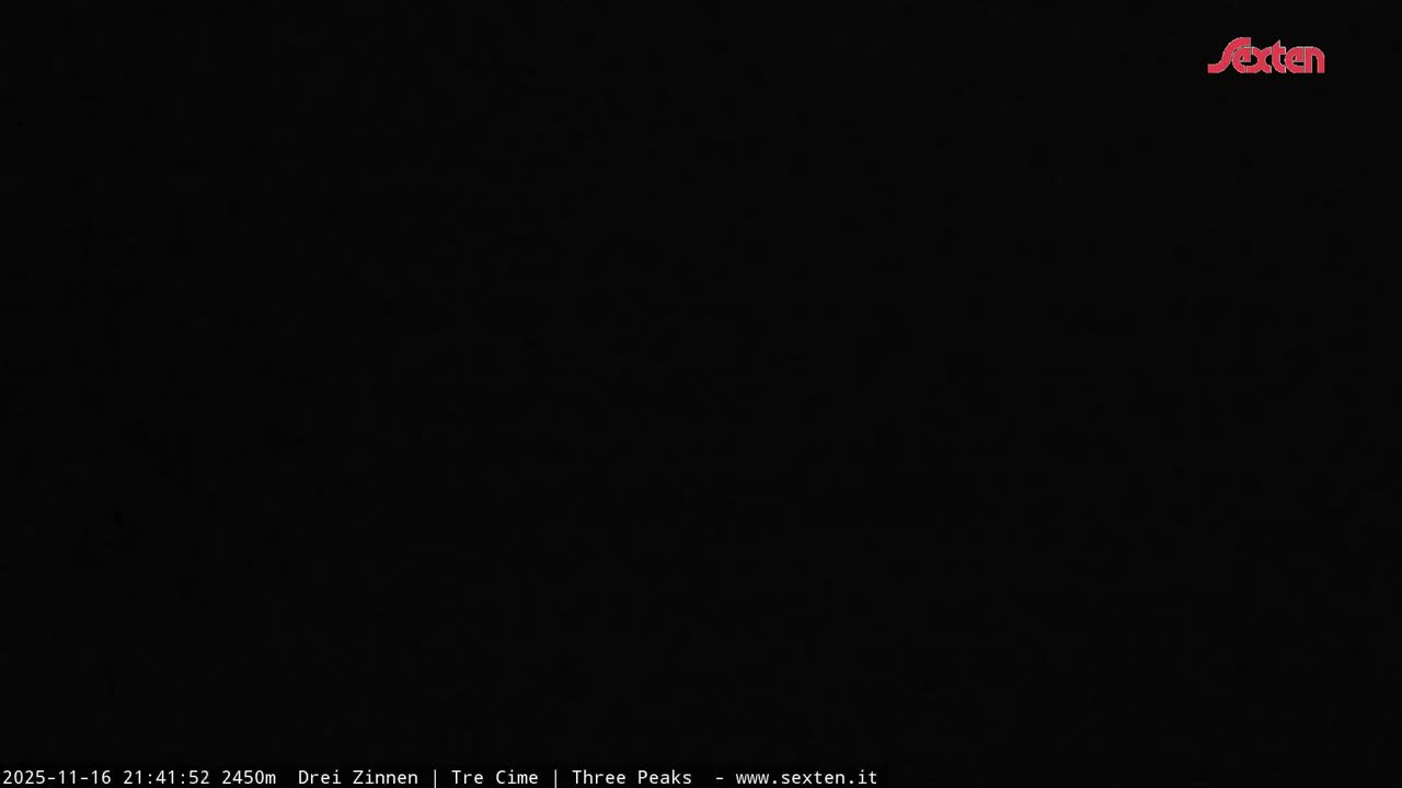 3 Zinnen Dolomites ,Tre Cime di Lavaredo (Three Peaks of Lavaredo) Live Cam - Belluno, Veneto, Italy