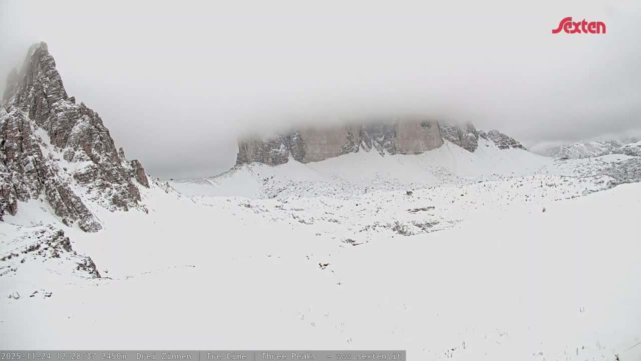 3 Zinnen Dolomites ,Tre Cime di Lavaredo (Three Peaks of Lavaredo) Live Cam - Belluno, Veneto, Italy