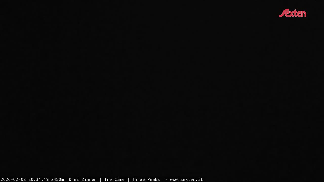 3 Zinnen Dolomites ,Tre Cime di Lavaredo (Three Peaks of Lavaredo) Live Cam - Belluno, Veneto, Italy