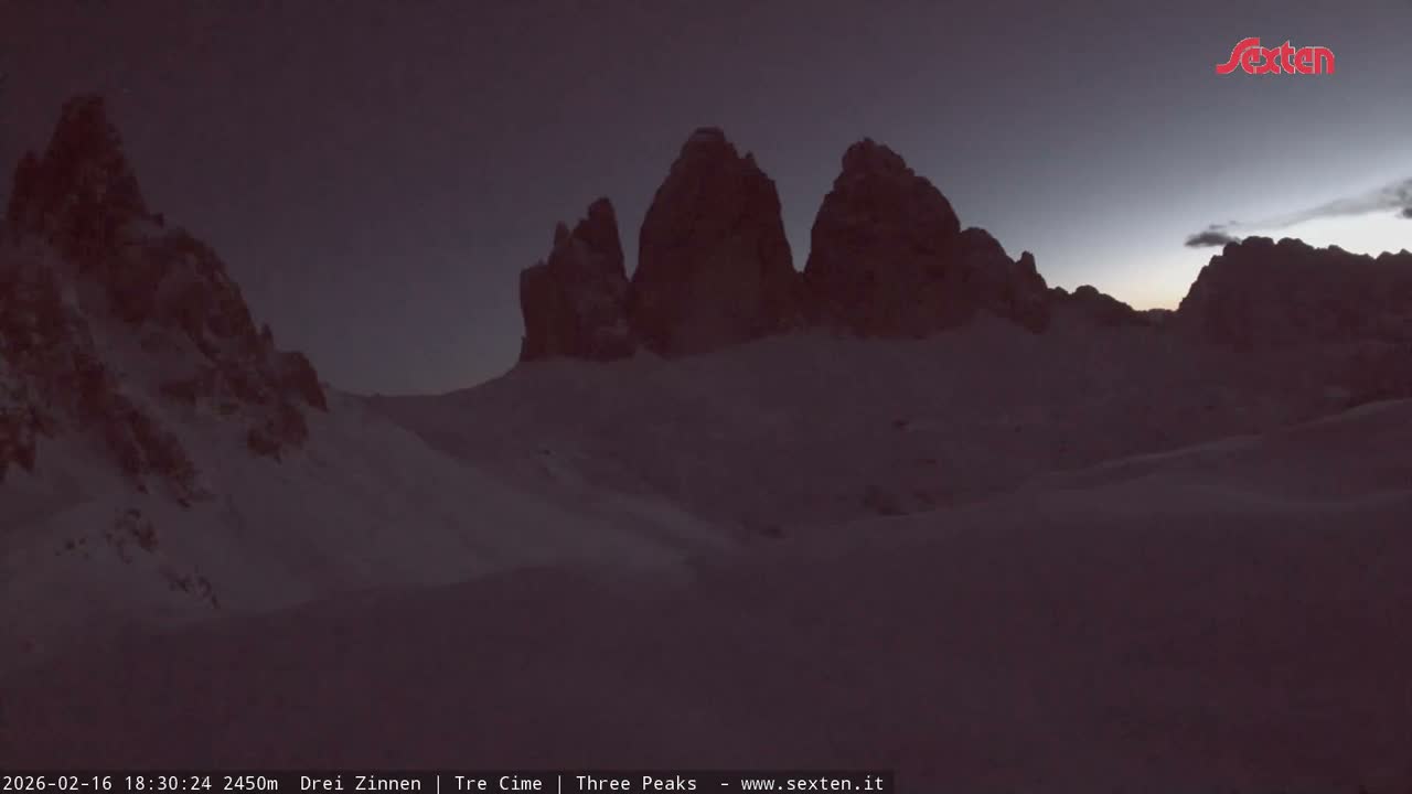 3 Zinnen Dolomites ,Tre Cime di Lavaredo (Three Peaks of Lavaredo) Live Cam - Belluno, Veneto, Italy