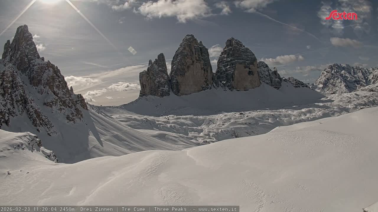 3 Zinnen Dolomites ,Tre Cime di Lavaredo (Three Peaks of Lavaredo) Live Cam - Belluno, Veneto, Italy