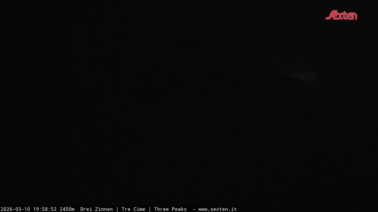 3 Zinnen Dolomites ,Tre Cime di Lavaredo (Three Peaks of Lavaredo) Live Cam - Belluno, Veneto, Italy