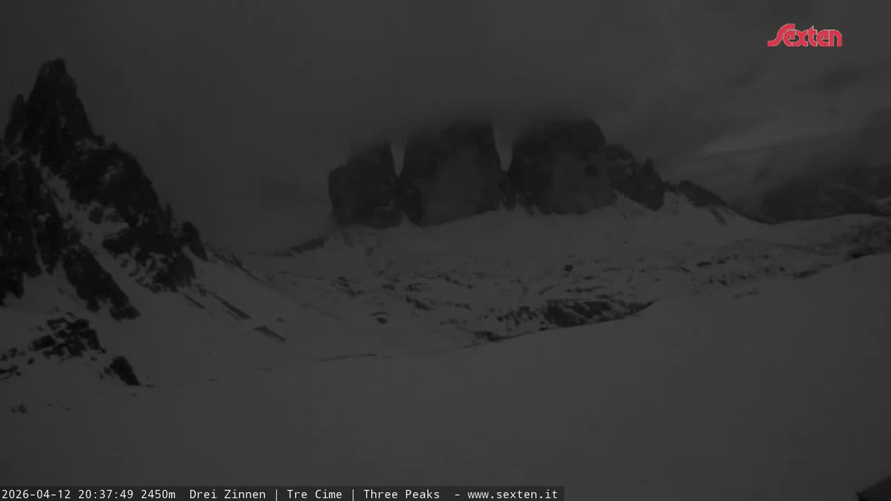 3 Zinnen Dolomites ,Tre Cime di Lavaredo (Three Peaks of Lavaredo) Live Cam - Belluno, Veneto, Italy