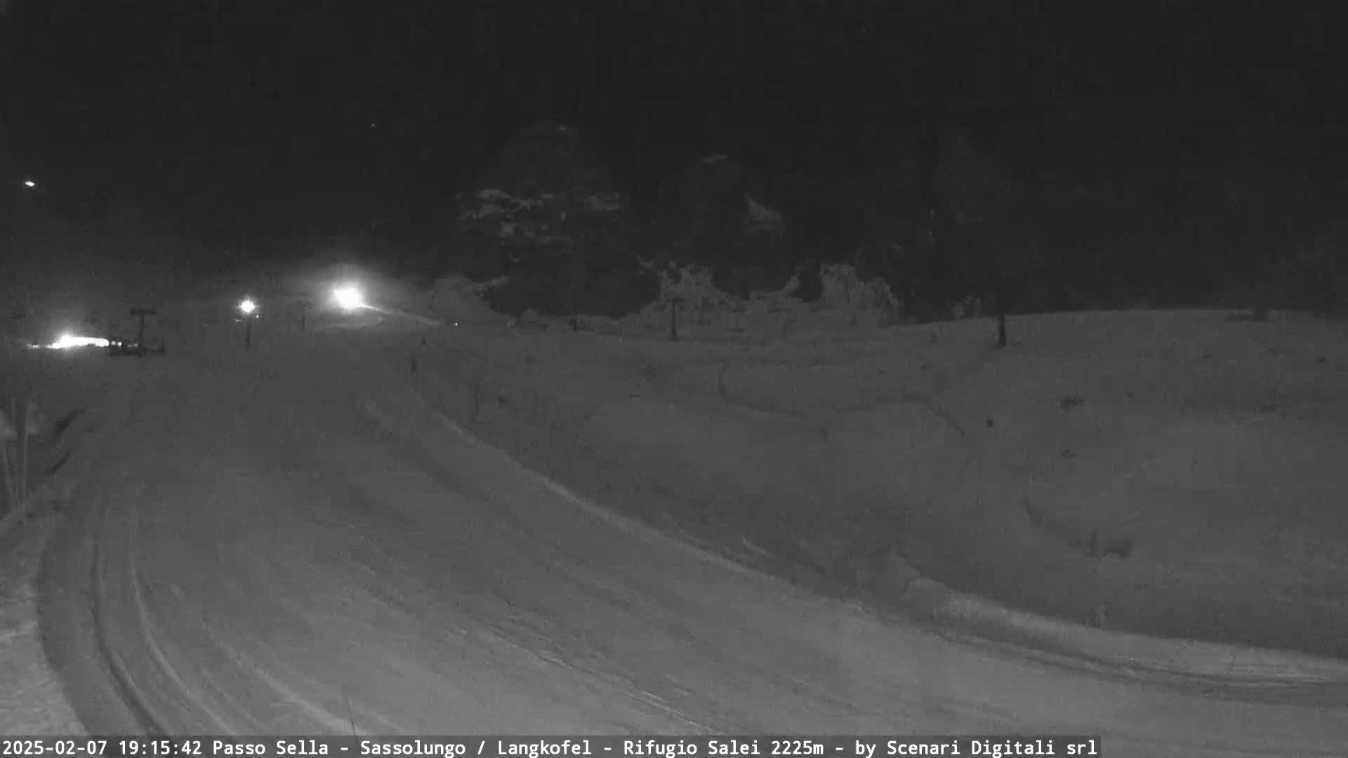 Sassolungo , Langkofel - Passo Sella Ski Slopes Dolomites Live Cam  - Bolzano, Trentino-South Tyrol, Italy