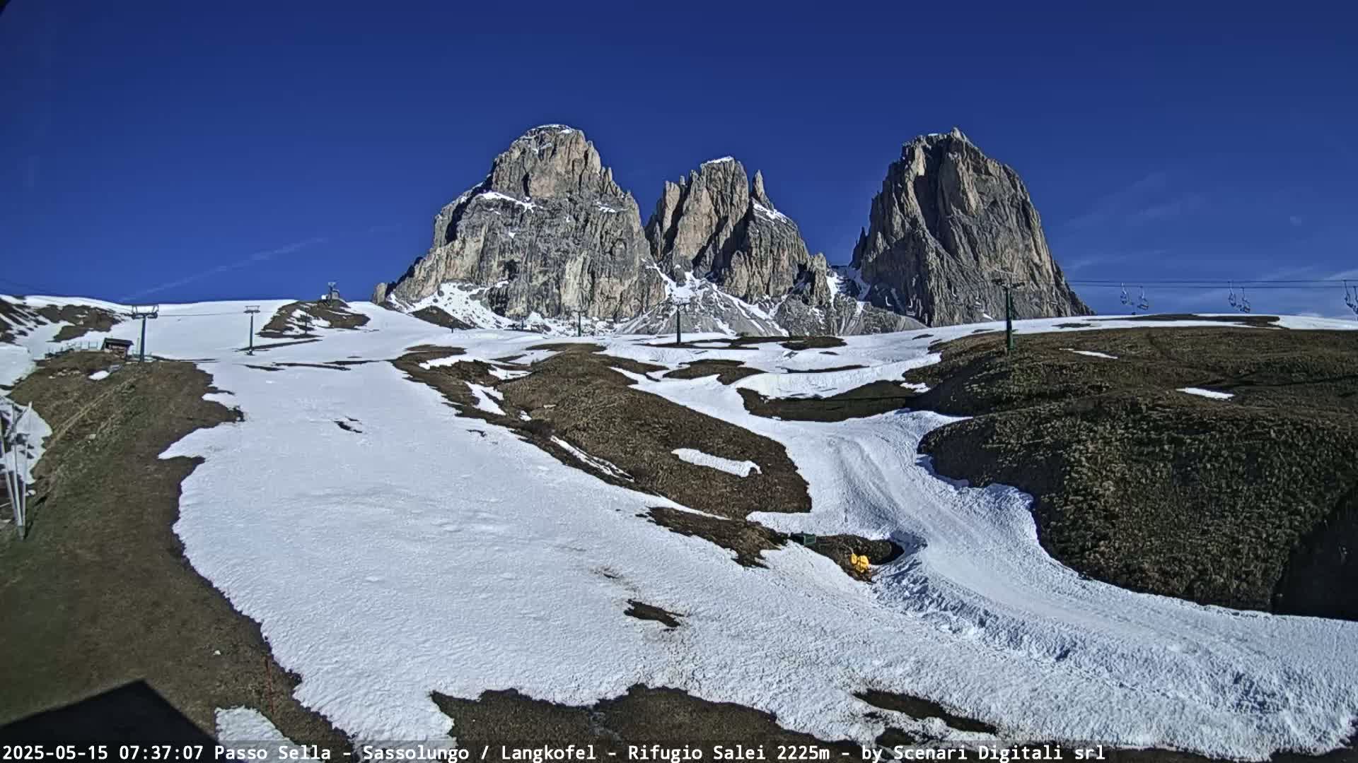 Sassolungo , Langkofel - Passo Sella Ski Slopes Dolomites Live Cam  - Bolzano, Trentino-South Tyrol, Italy