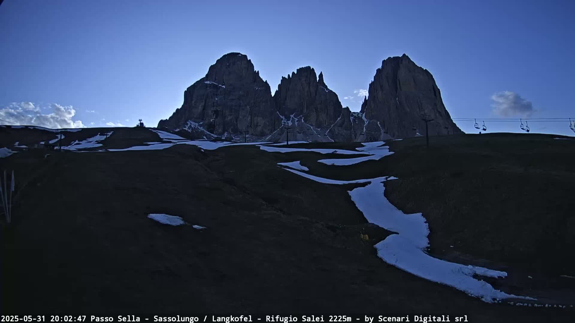 Sassolungo , Langkofel - Passo Sella Ski Slopes Dolomites Live Cam  - Bolzano, Trentino-South Tyrol, Italy