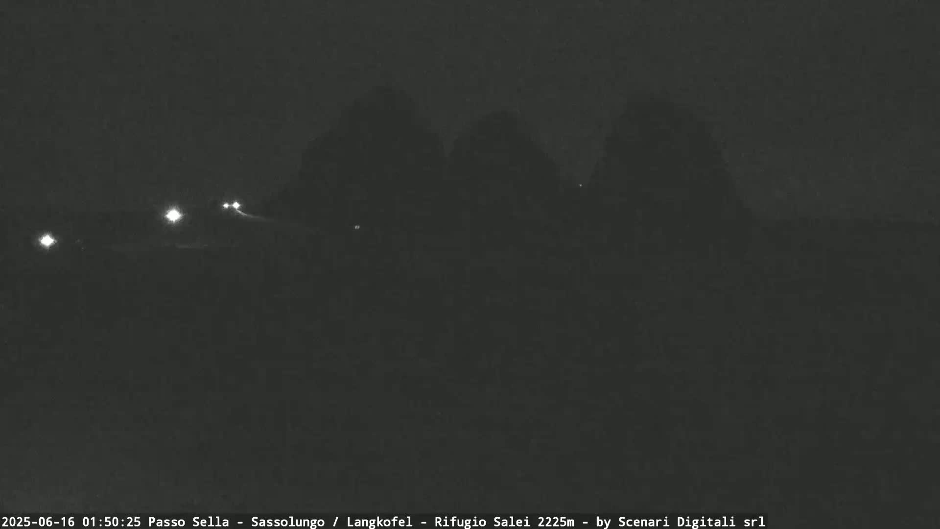 Sassolungo , Langkofel - Passo Sella Ski Slopes Dolomites Live Cam  - Bolzano, Trentino-South Tyrol, Italy