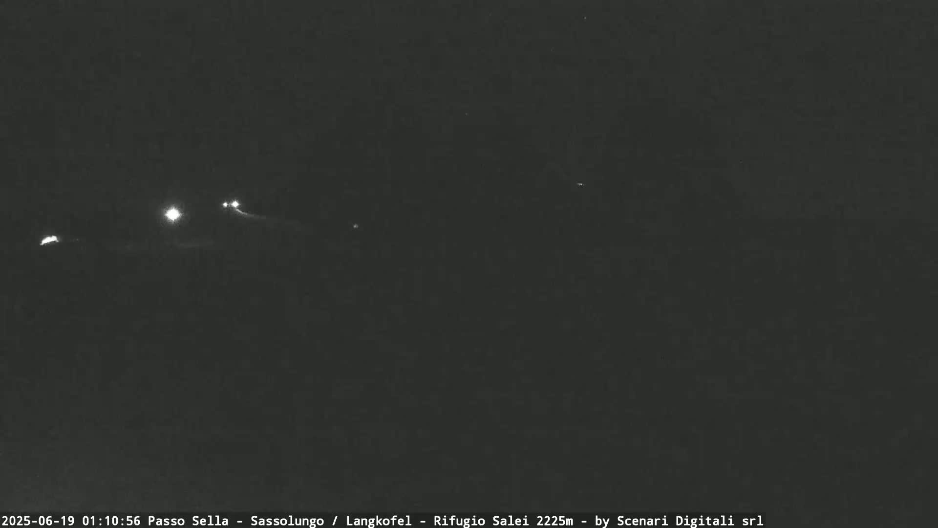 Sassolungo , Langkofel - Passo Sella Ski Slopes Dolomites Live Cam  - Bolzano, Trentino-South Tyrol, Italy