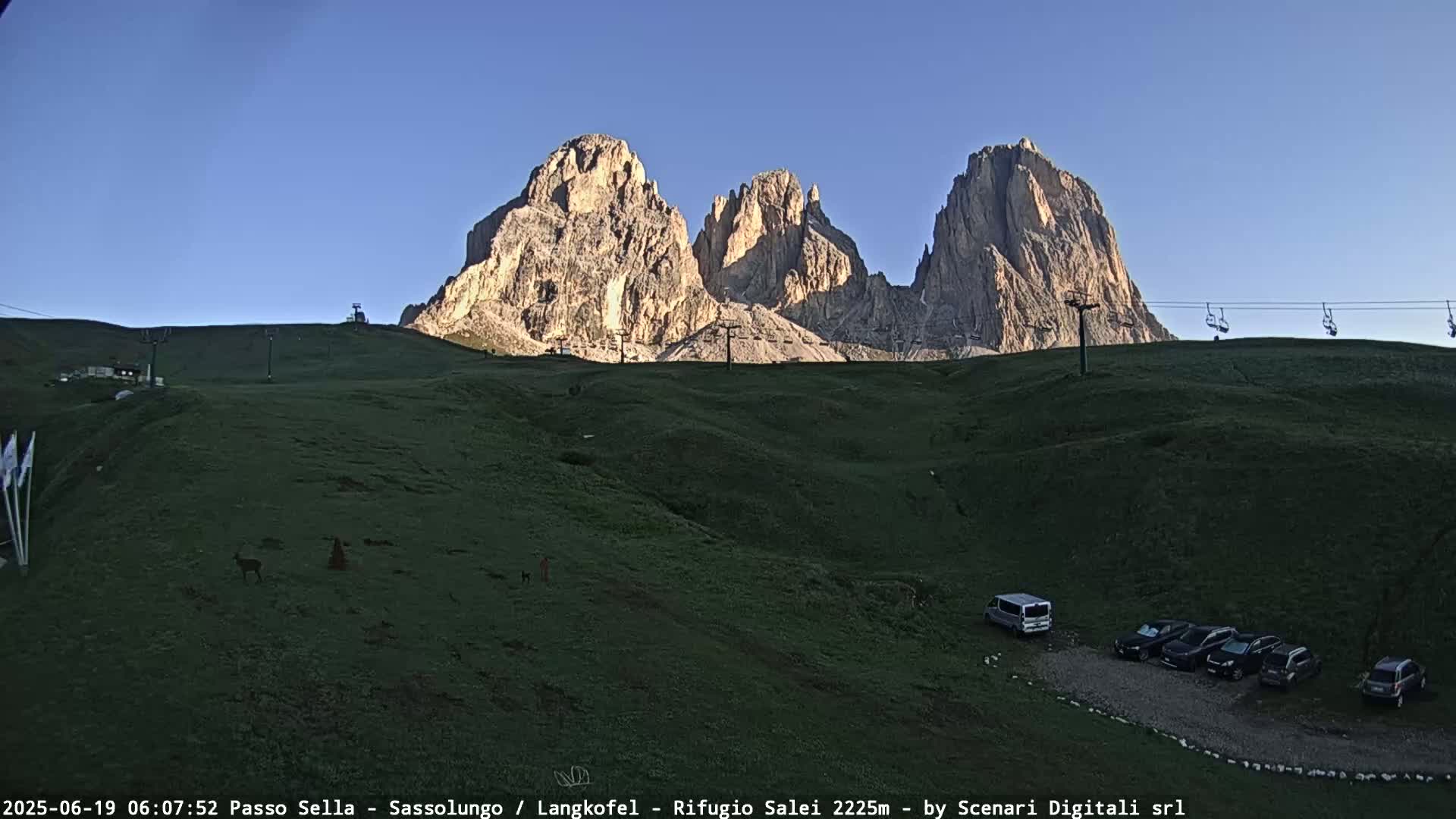 Sassolungo , Langkofel - Passo Sella Ski Slopes Dolomites Live Cam  - Bolzano, Trentino-South Tyrol, Italy