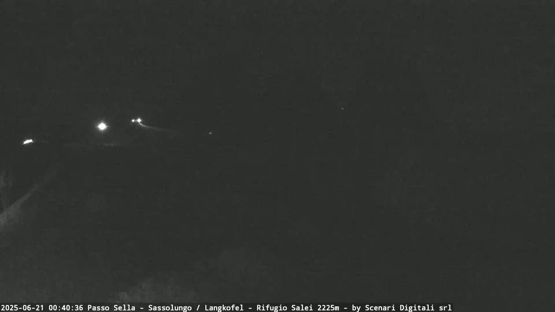 Sassolungo , Langkofel - Passo Sella Ski Slopes Dolomites Live Cam  - Bolzano, Trentino-South Tyrol, Italy