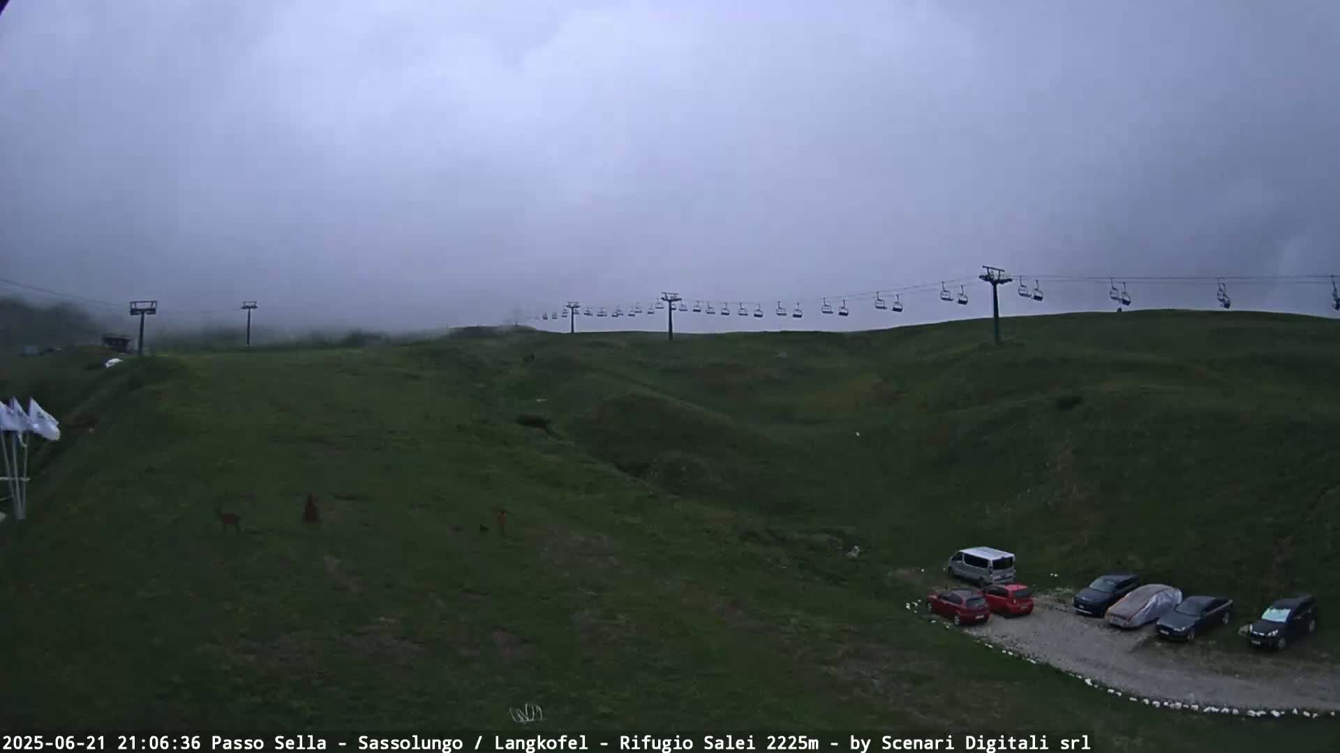 Sassolungo , Langkofel - Passo Sella Ski Slopes Dolomites Live Cam  - Bolzano, Trentino-South Tyrol, Italy