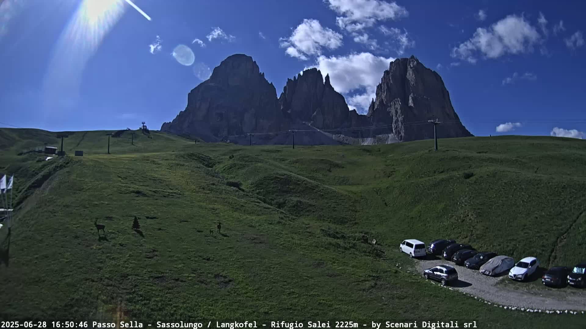 Sassolungo , Langkofel - Passo Sella Ski Slopes Dolomites Live Cam  - Bolzano, Trentino-South Tyrol, Italy