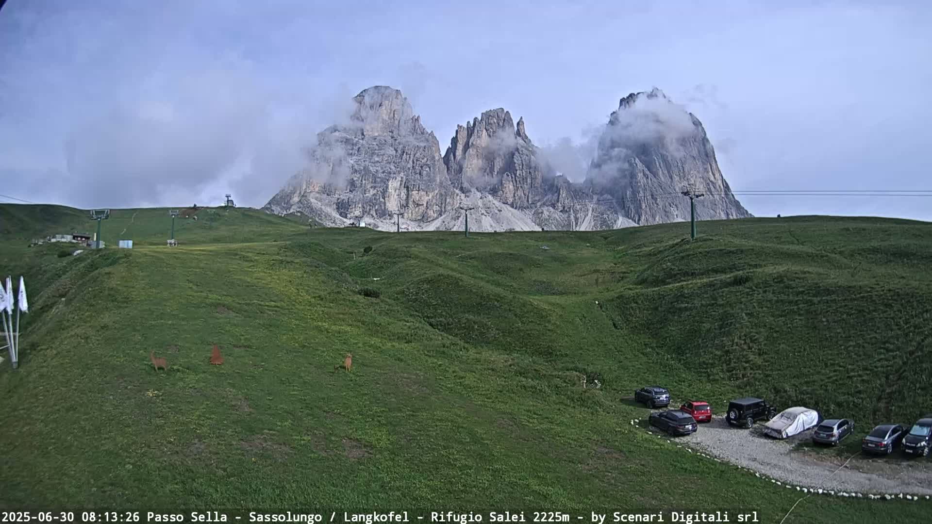 Sassolungo , Langkofel - Passo Sella Ski Slopes Dolomites Live Cam  - Bolzano, Trentino-South Tyrol, Italy