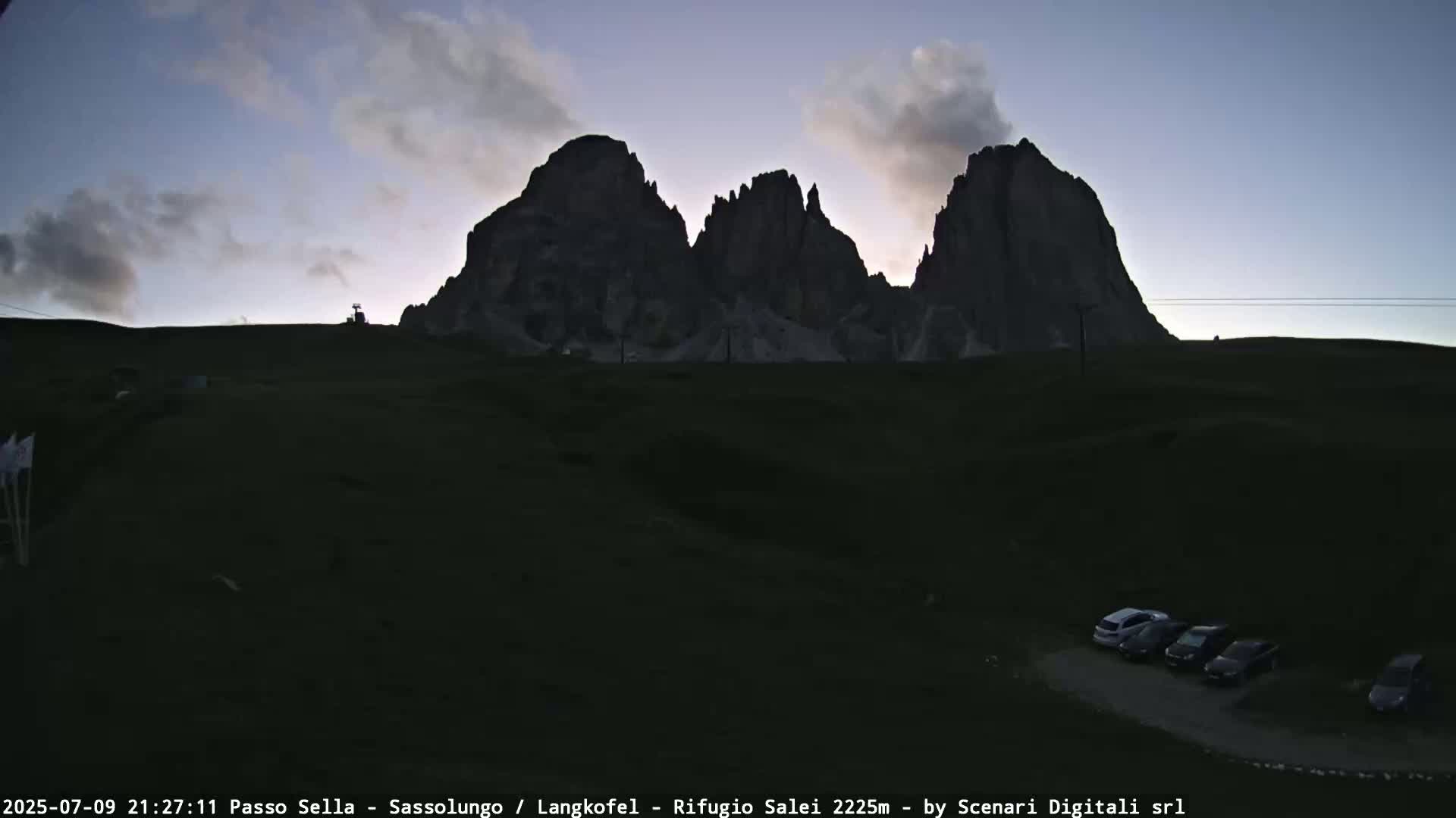 Sassolungo , Langkofel - Passo Sella Ski Slopes Dolomites Live Cam  - Bolzano, Trentino-South Tyrol, Italy