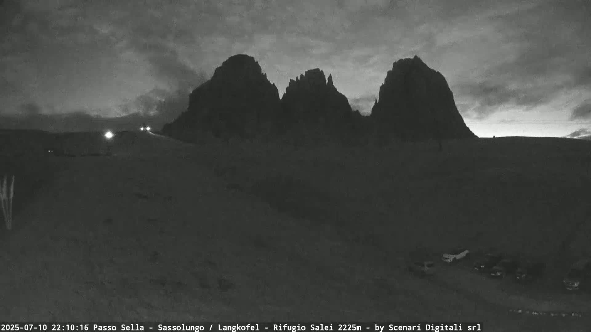 Sassolungo , Langkofel - Passo Sella Ski Slopes Dolomites Live Cam  - Bolzano, Trentino-South Tyrol, Italy