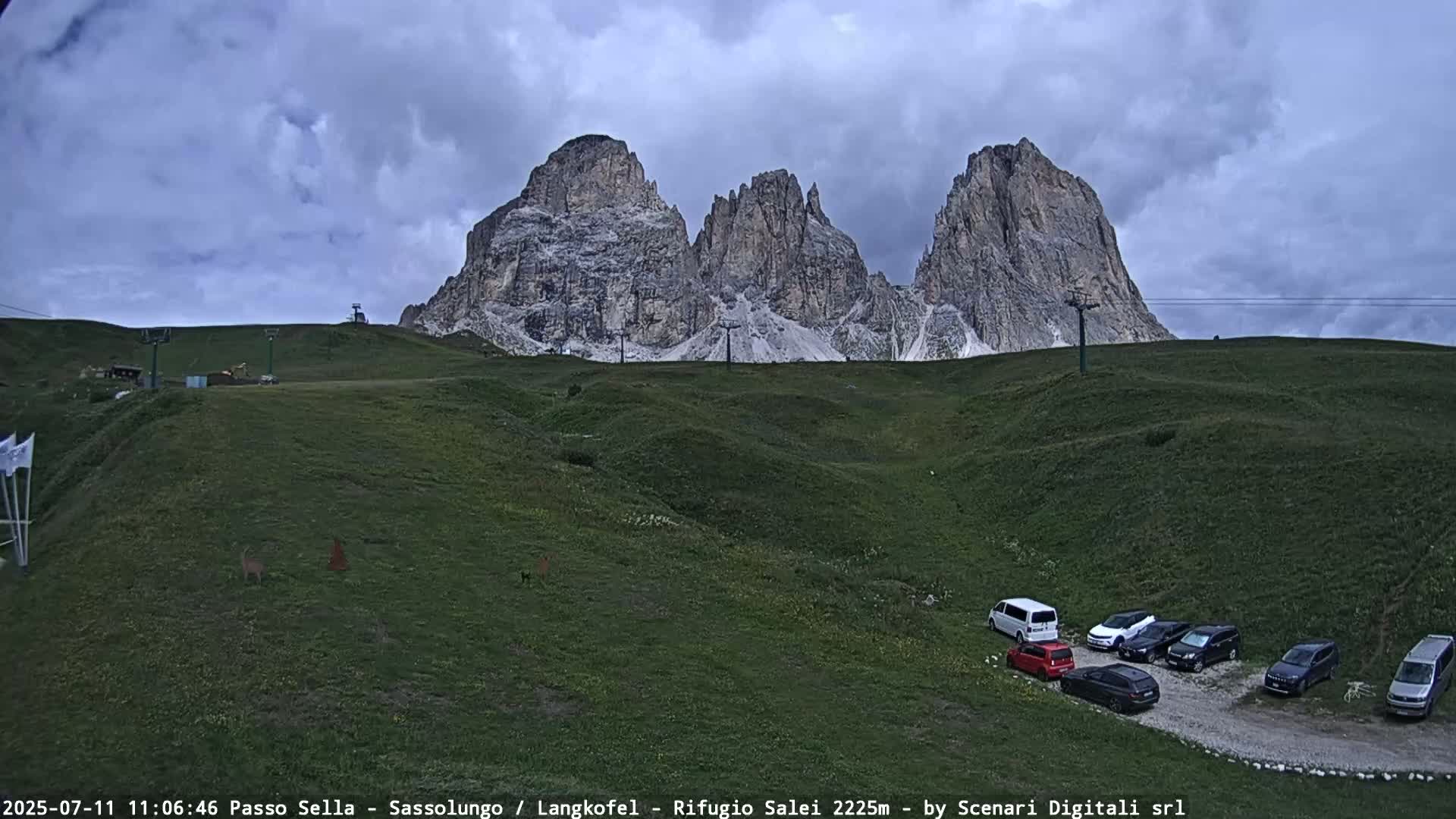 Sassolungo , Langkofel - Passo Sella Ski Slopes Dolomites Live Cam  - Bolzano, Trentino-South Tyrol, Italy
