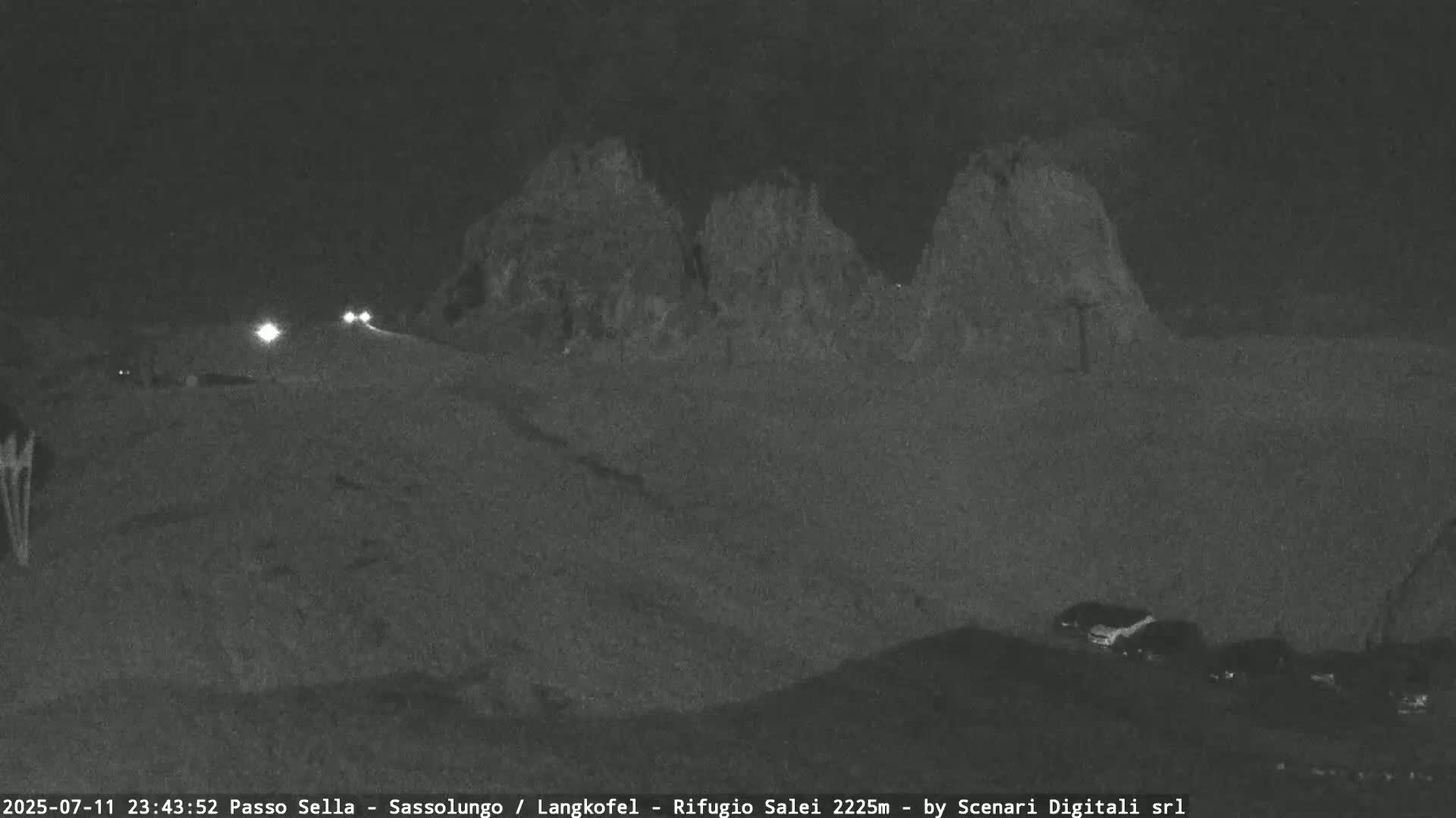 Sassolungo , Langkofel - Passo Sella Ski Slopes Dolomites Live Cam  - Bolzano, Trentino-South Tyrol, Italy