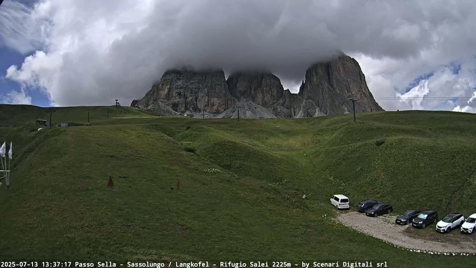 Sassolungo , Langkofel - Passo Sella Ski Slopes Dolomites Live Cam  - Bolzano, Trentino-South Tyrol, Italy