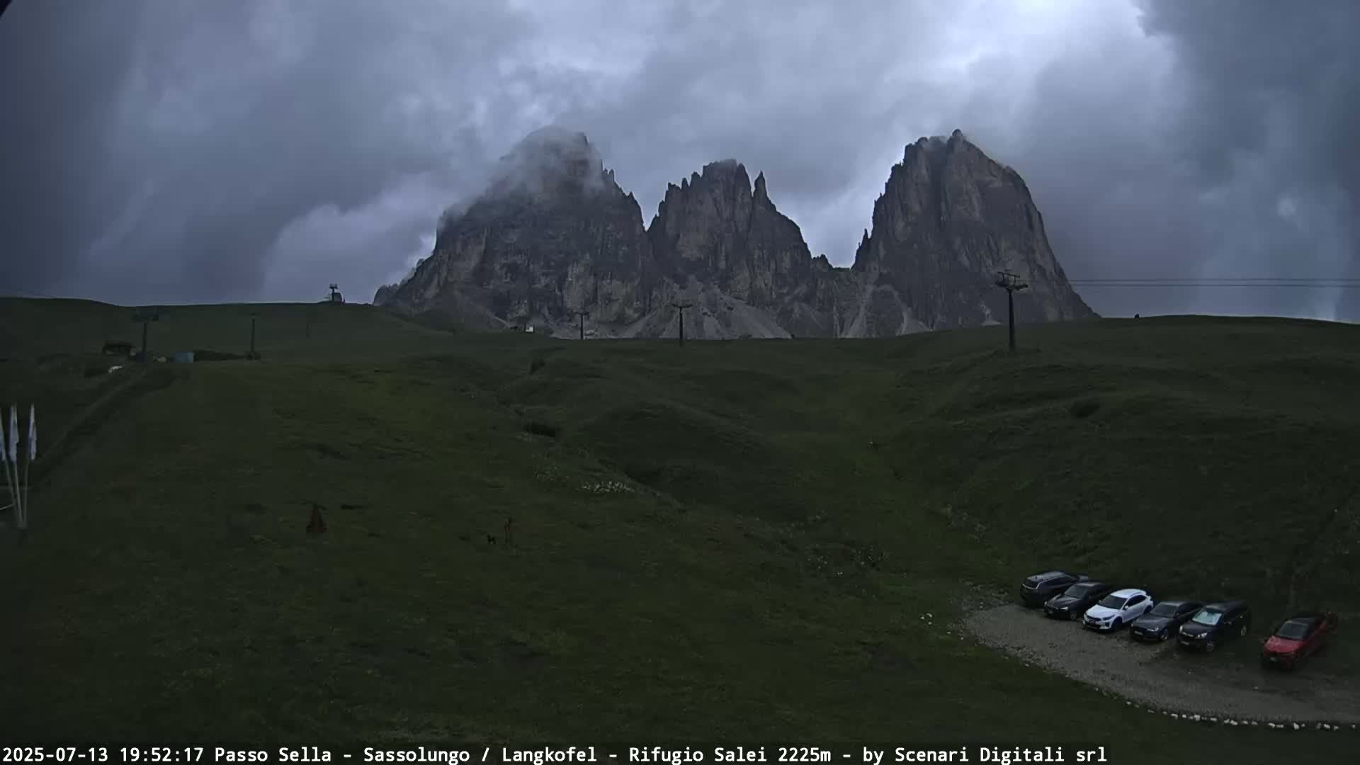 Sassolungo , Langkofel - Passo Sella Ski Slopes Dolomites Live Cam  - Bolzano, Trentino-South Tyrol, Italy