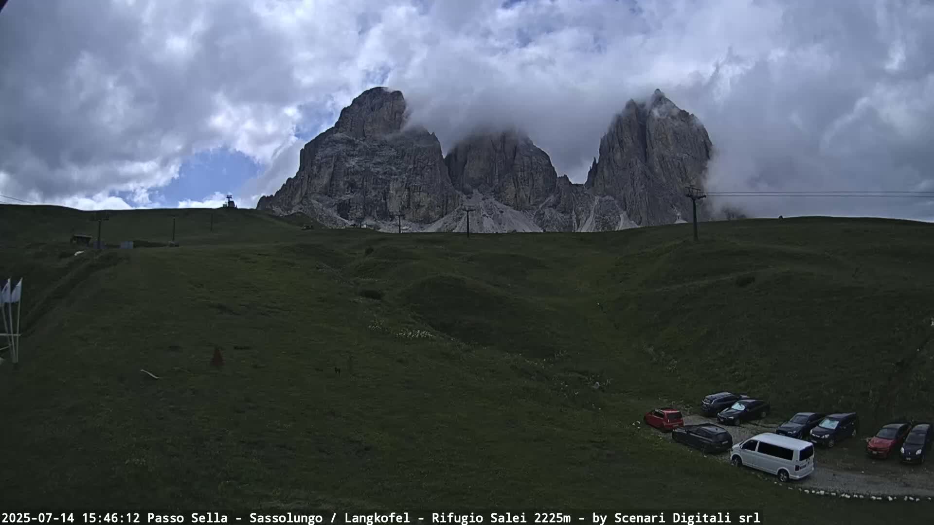 Sassolungo , Langkofel - Passo Sella Ski Slopes Dolomites Live Cam  - Bolzano, Trentino-South Tyrol, Italy