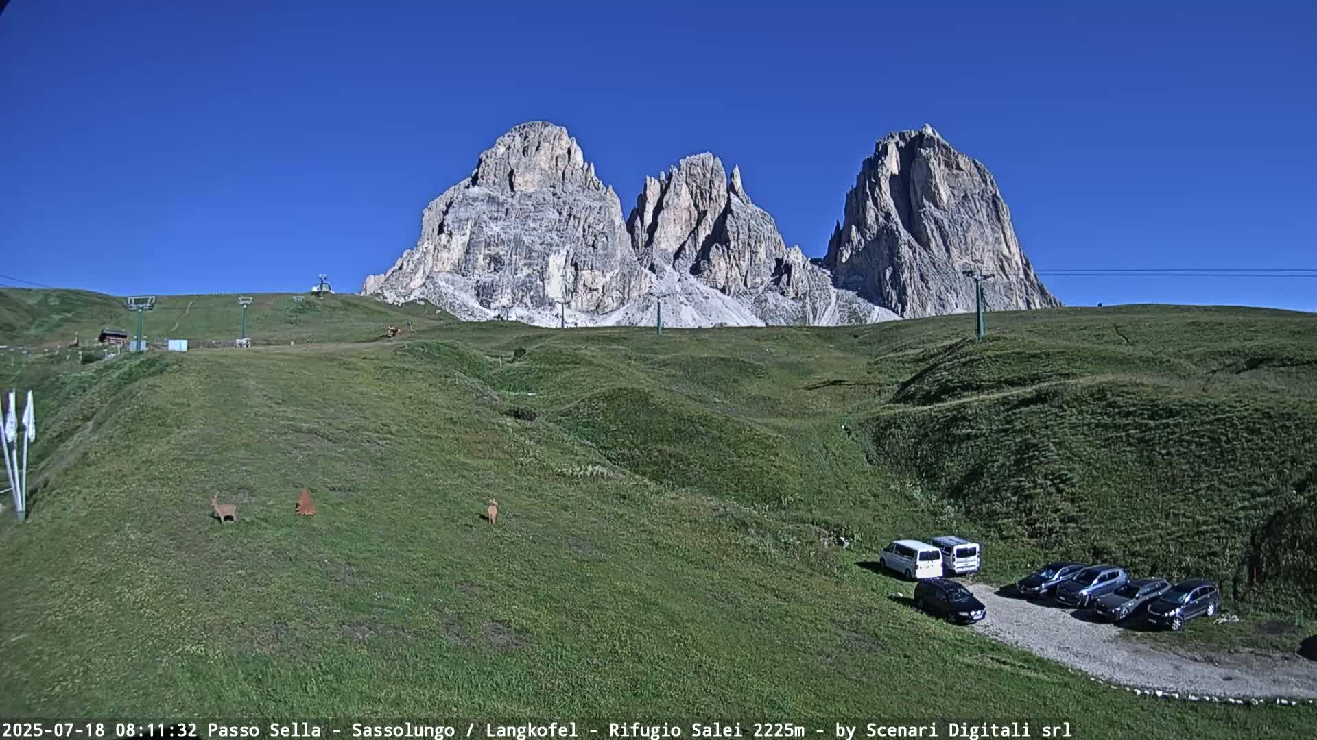 Sassolungo , Langkofel - Passo Sella Ski Slopes Dolomites Live Cam  - Bolzano, Trentino-South Tyrol, Italy