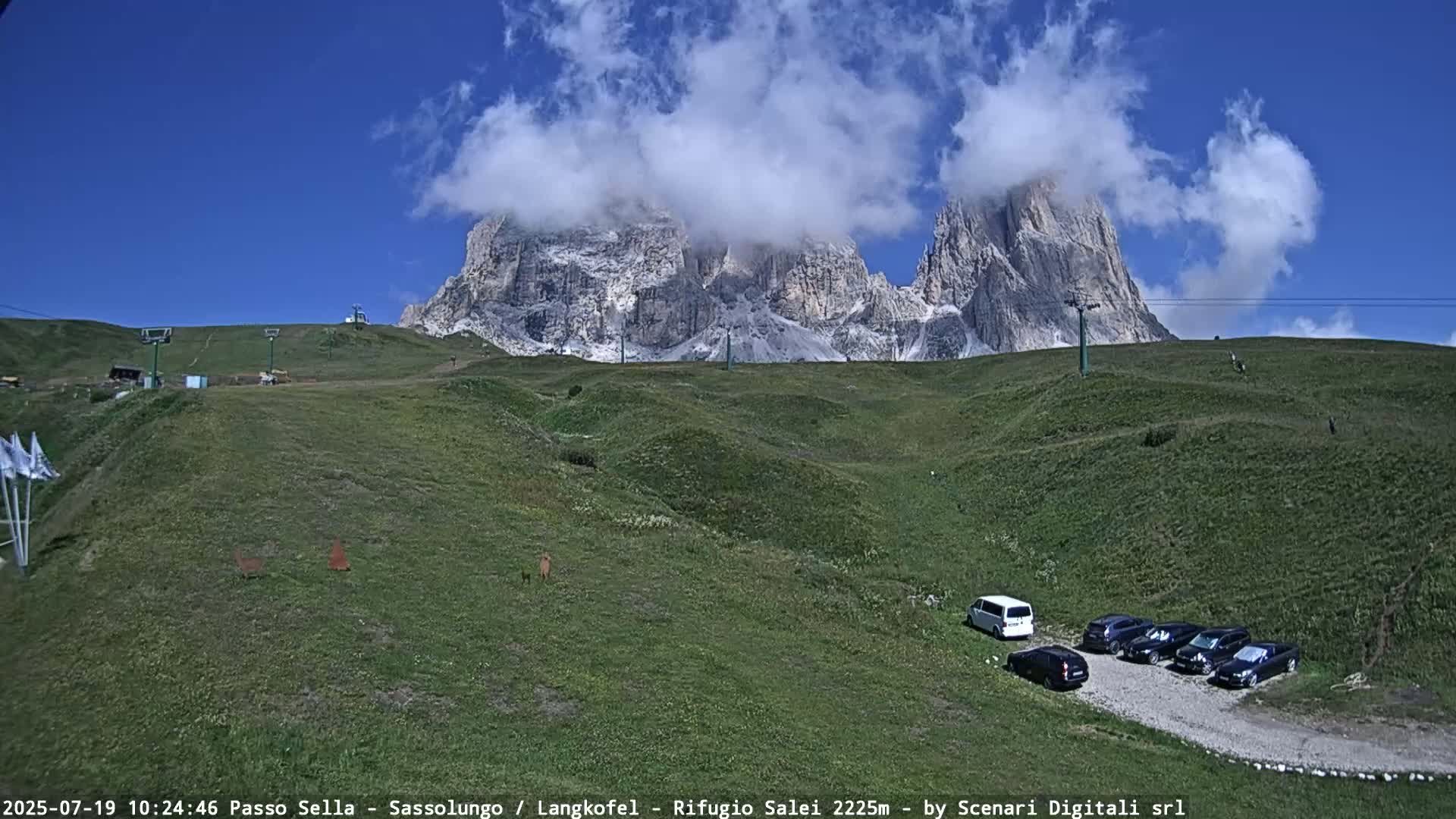 Sassolungo , Langkofel - Passo Sella Ski Slopes Dolomites Live Cam  - Bolzano, Trentino-South Tyrol, Italy