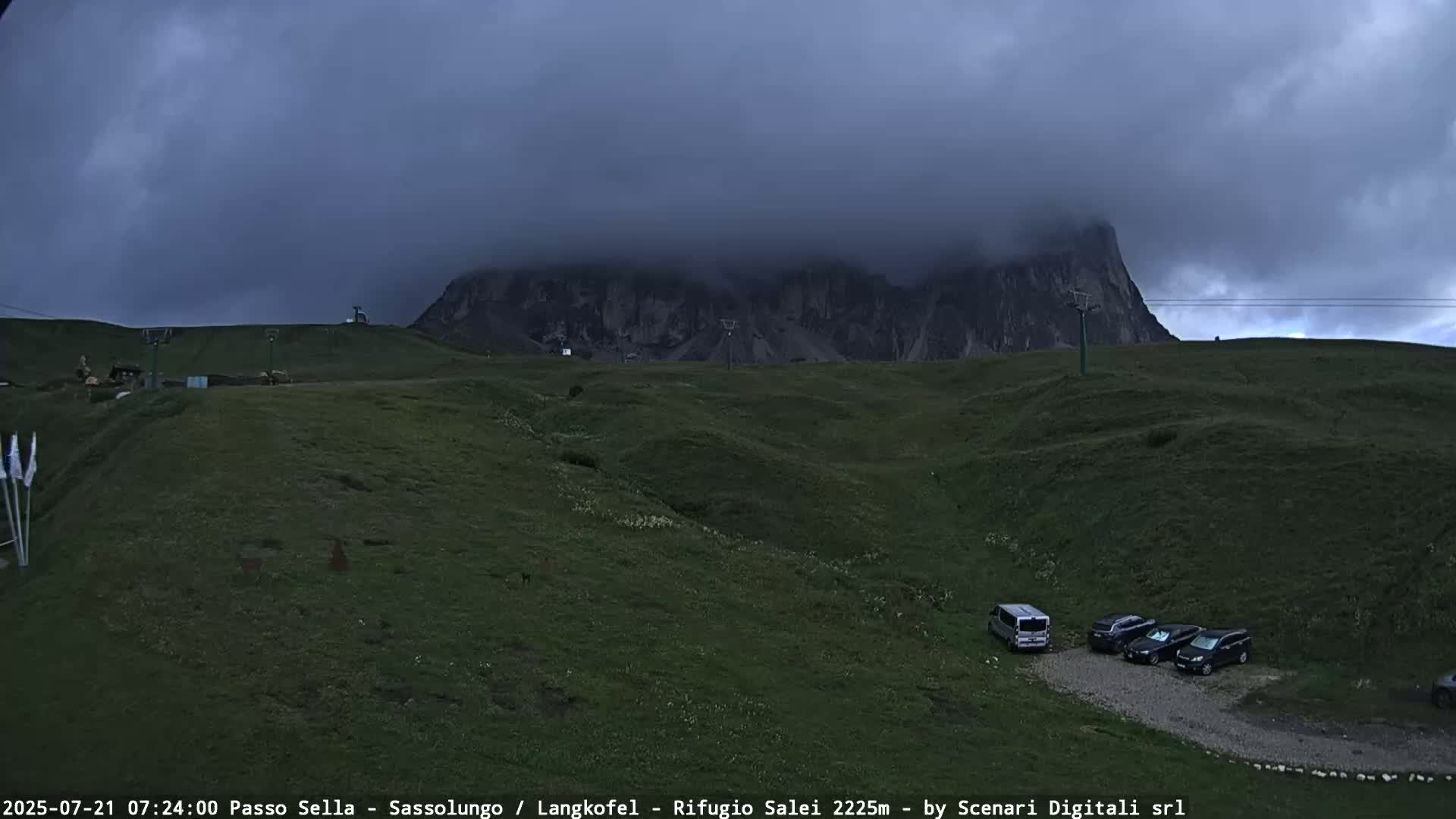 Sassolungo , Langkofel - Passo Sella Ski Slopes Dolomites Live Cam  - Bolzano, Trentino-South Tyrol, Italy