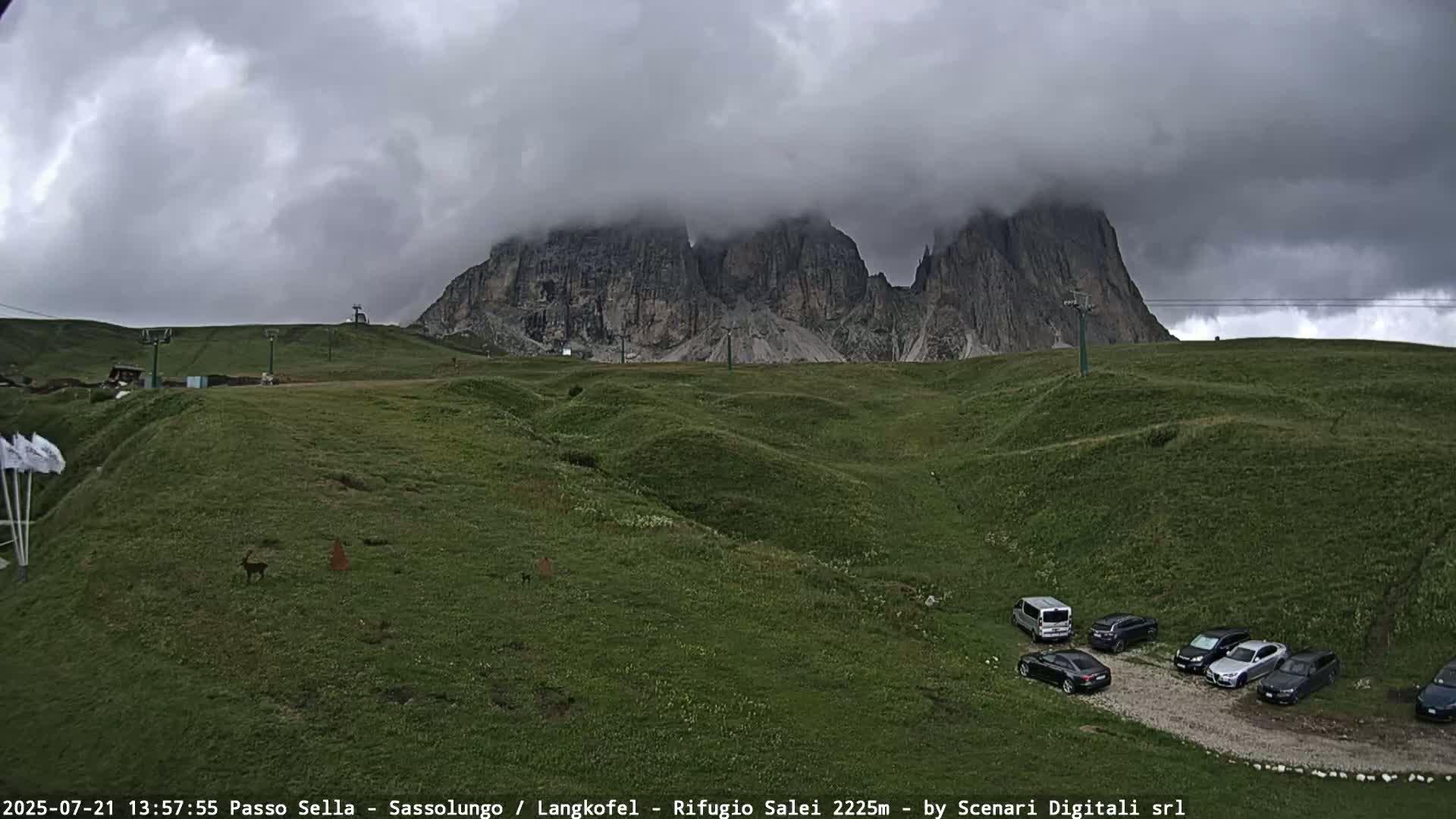 Sassolungo , Langkofel - Passo Sella Ski Slopes Dolomites Live Cam  - Bolzano, Trentino-South Tyrol, Italy
