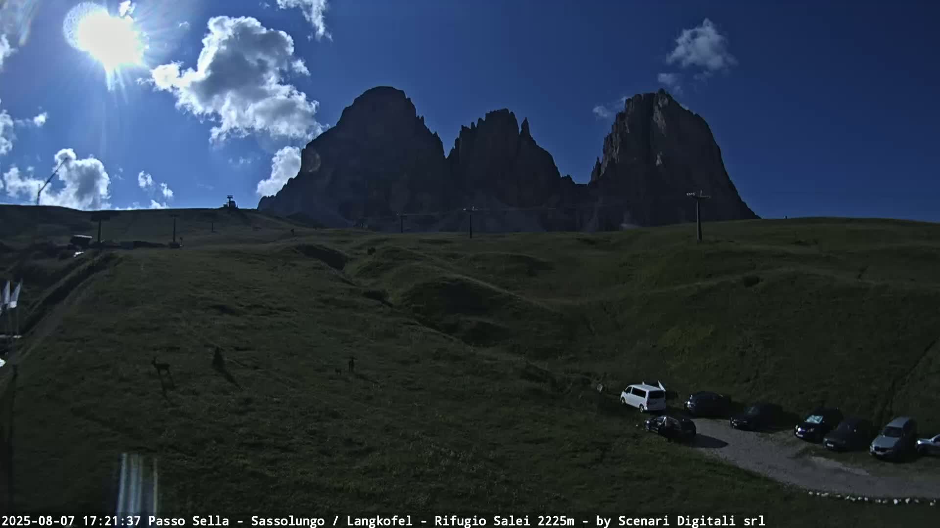 Sassolungo , Langkofel - Passo Sella Ski Slopes Dolomites Live Cam  - Bolzano, Trentino-South Tyrol, Italy